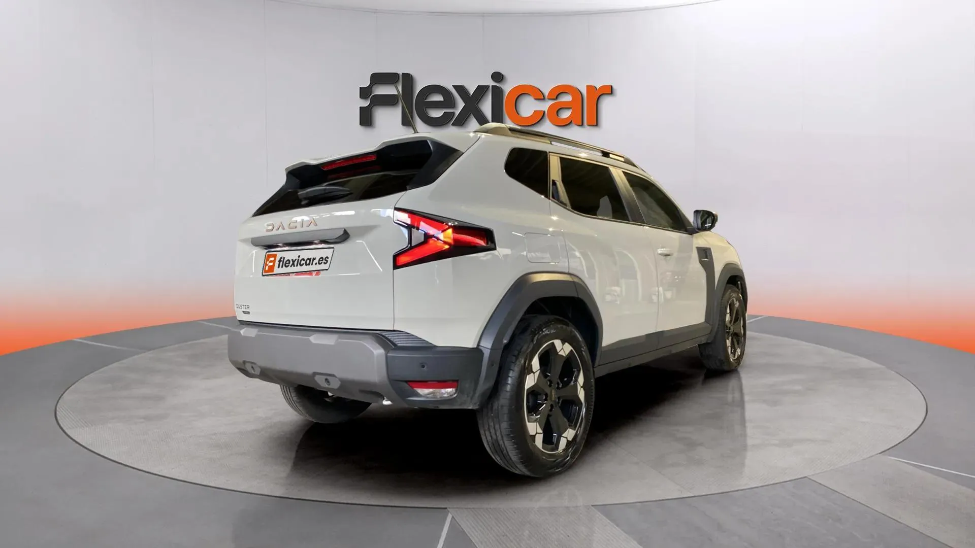 Dacia Duster Extreme Hybrid 4x2 - foto 8
