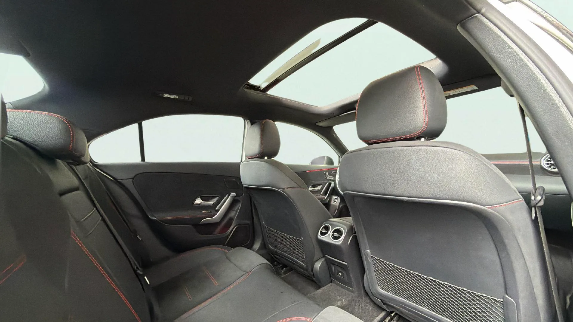 Mercedes-Benz Clase A A 180 Sedán - foto 35