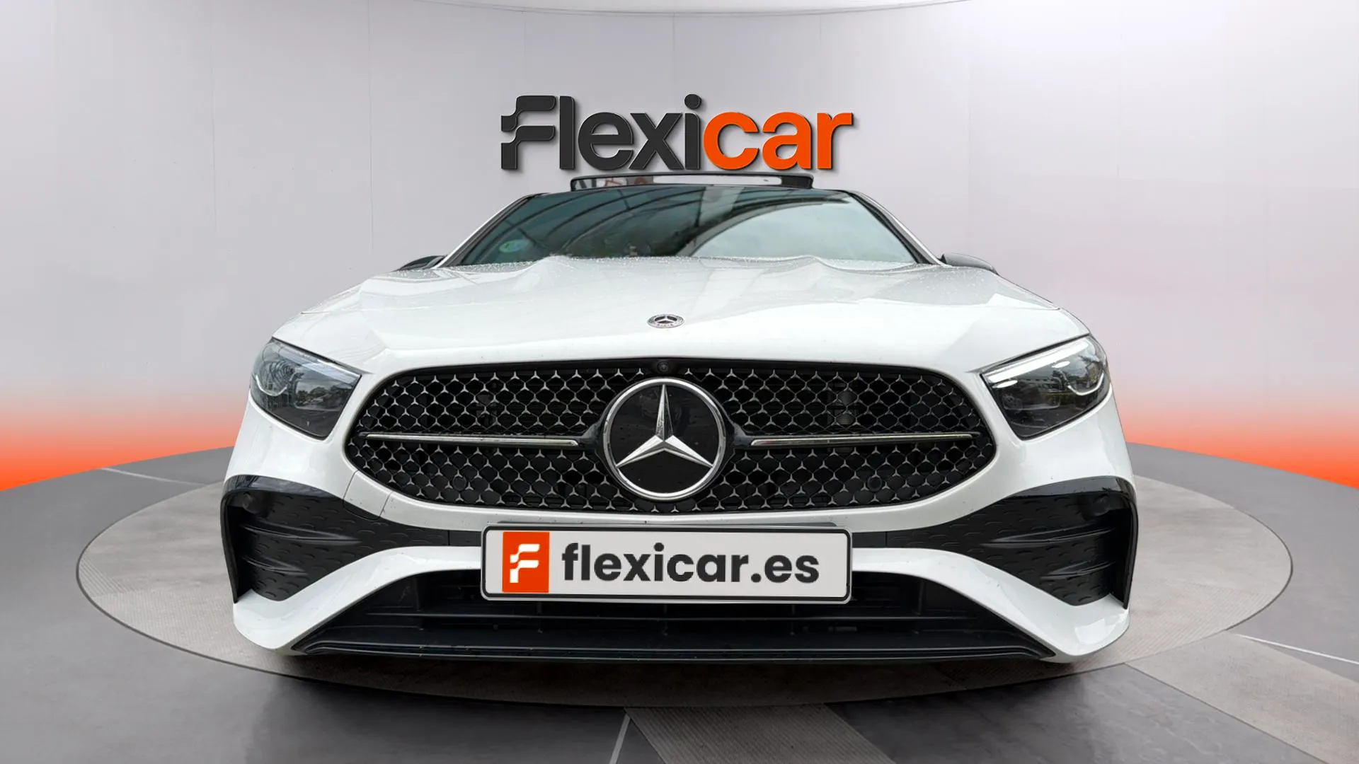 Mercedes-Benz Clase A A 180 Sedán - foto 2