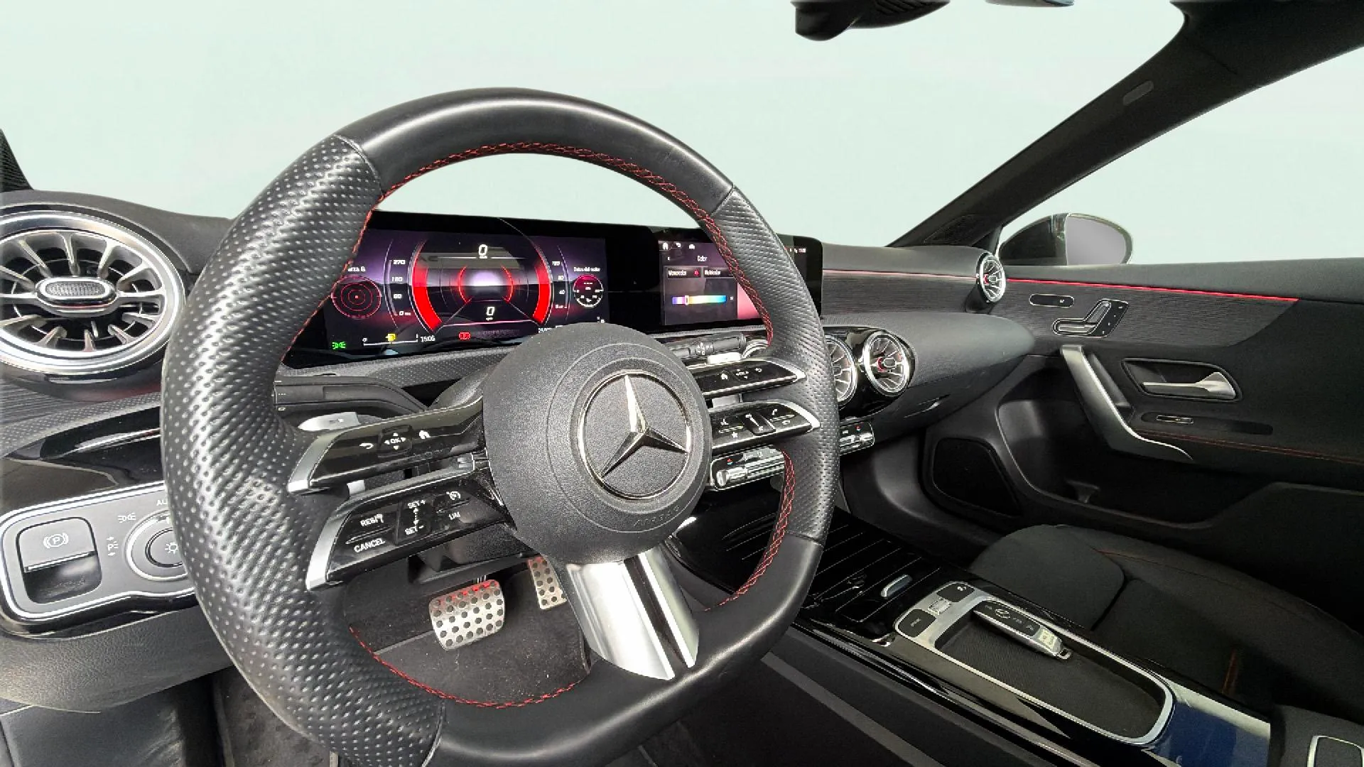 Mercedes-Benz Clase A A 180 Sedán - foto 14