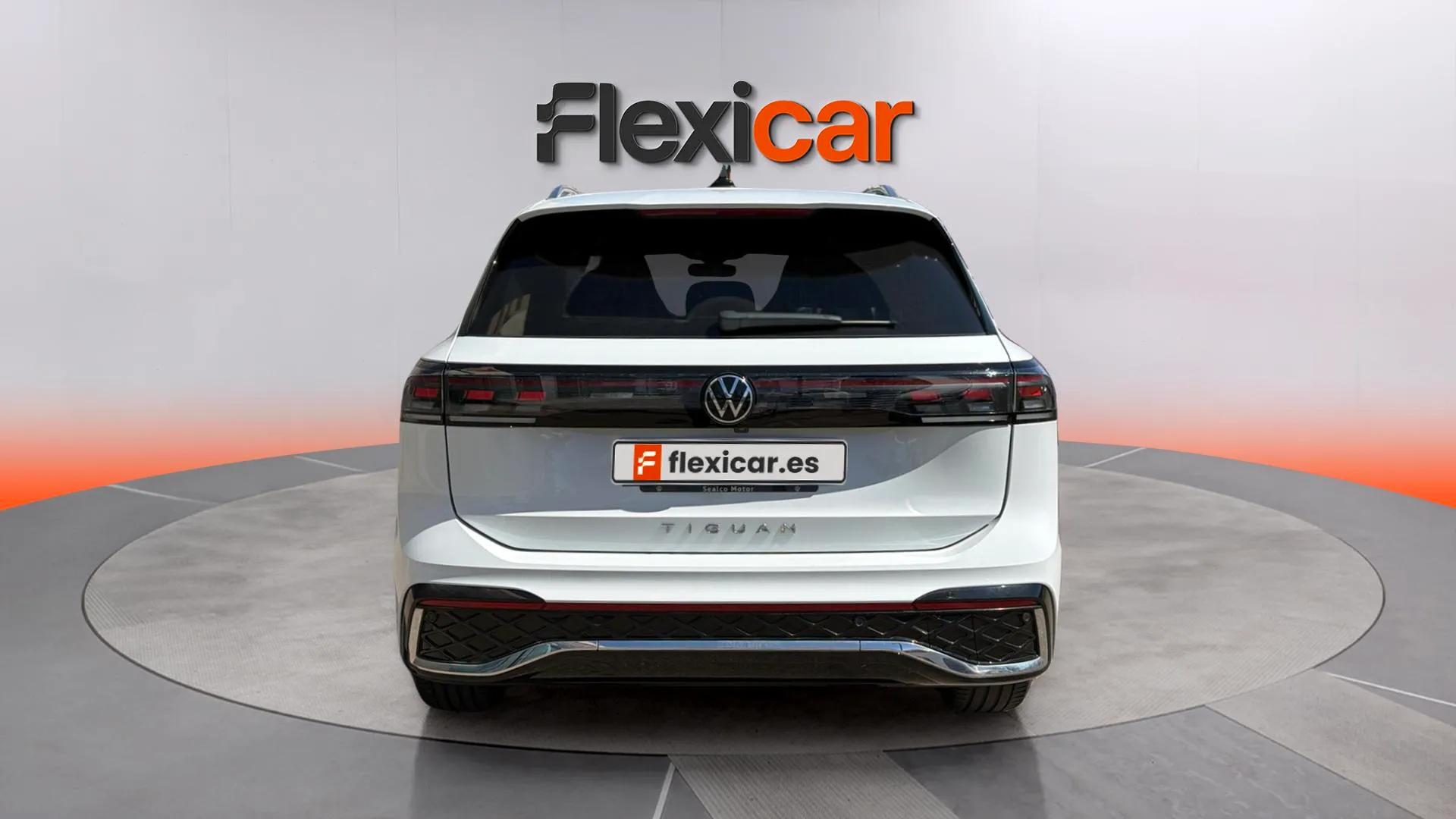 Volkswagen Tiguan R-Line 2.0 TDI DSG - foto 6