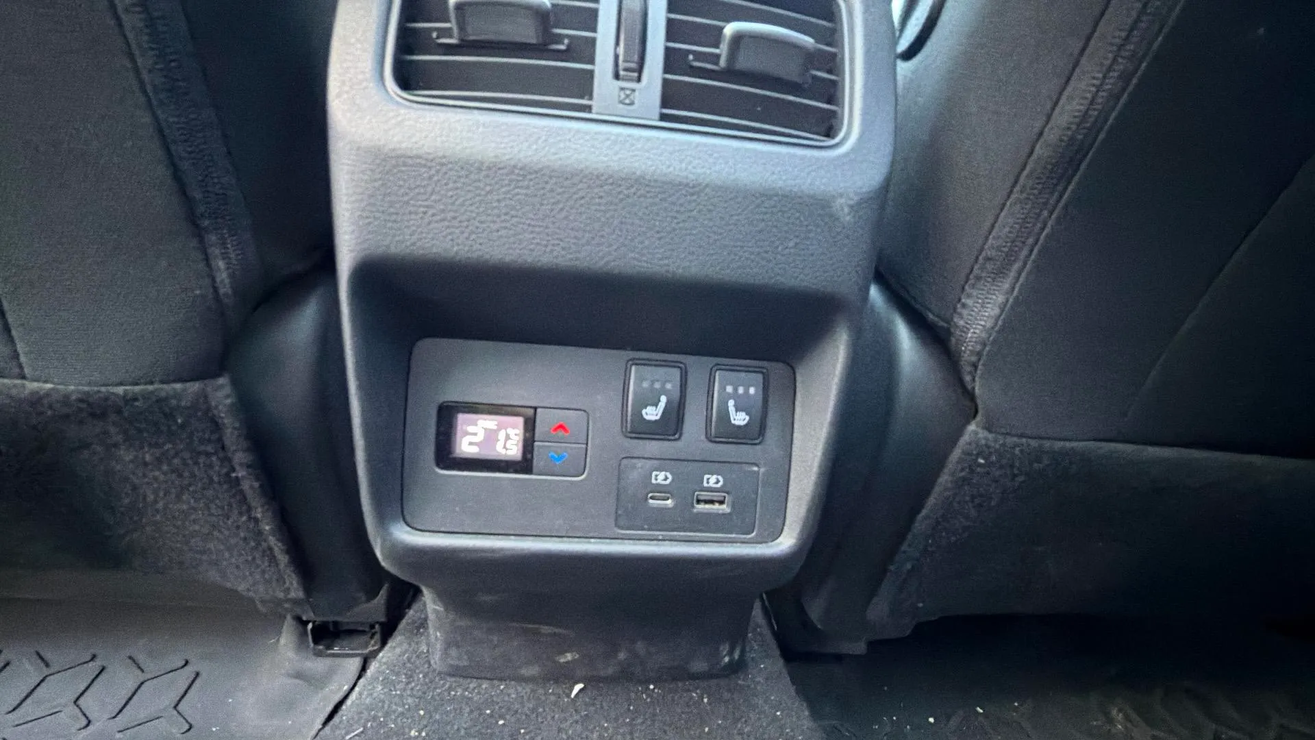 Nissan X-Trail 5pl 1.5 e-4ORCE 4x4 A/T N-Connecta - foto 24