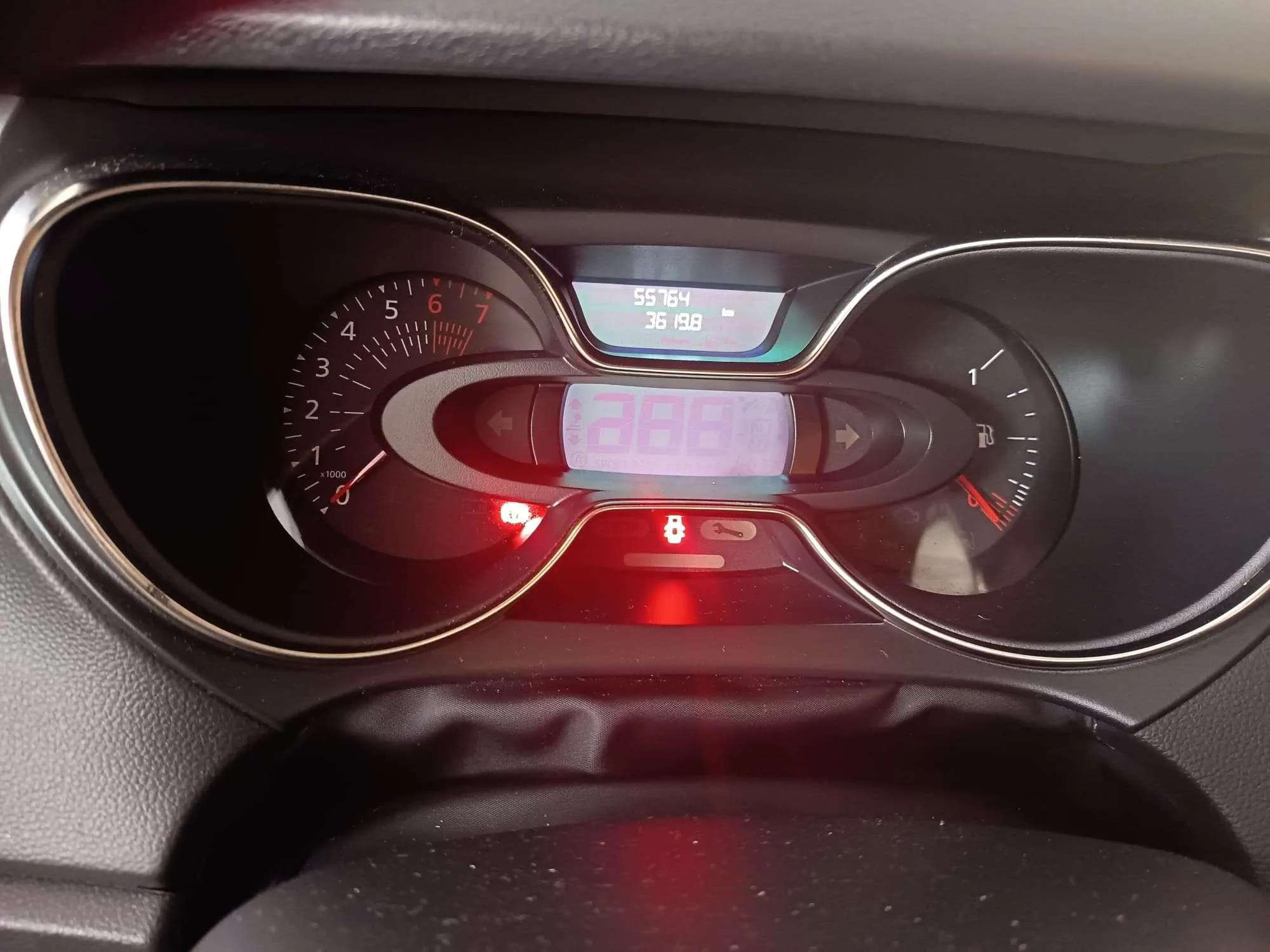 Renault Captur Limited TCe - foto 10