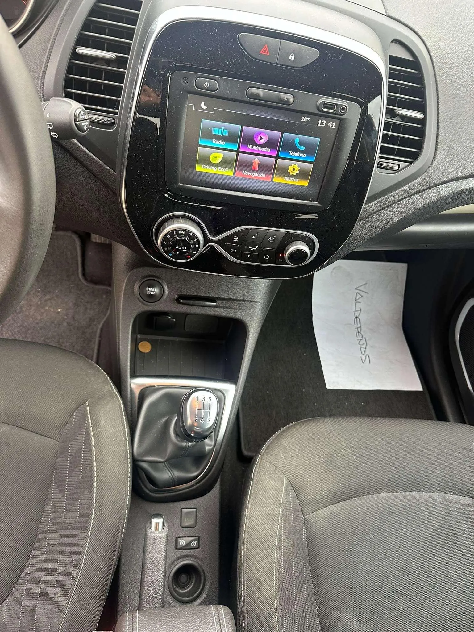 Renault Captur Limited TCe - foto 11