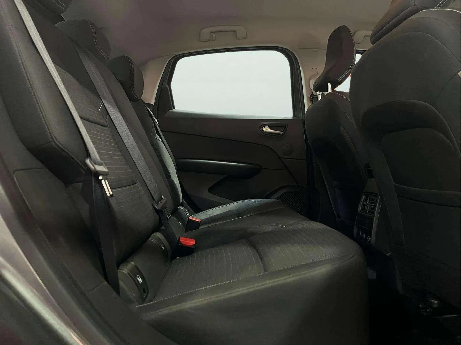 Renault Arkana Intens TCe EDC Microhíbrido - foto 22