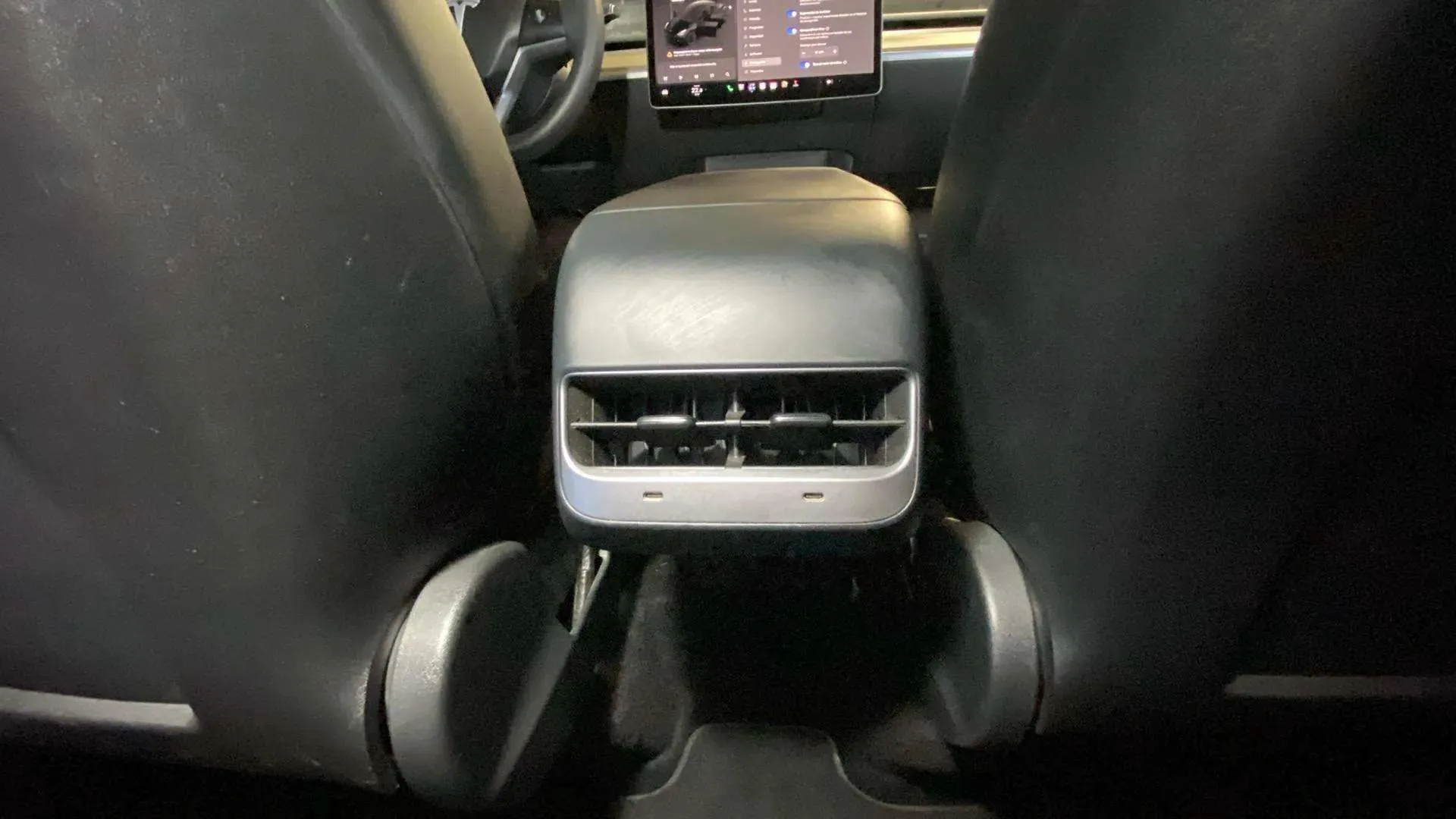 Tesla Model Y Gran Autonomía 4WD - foto 35
