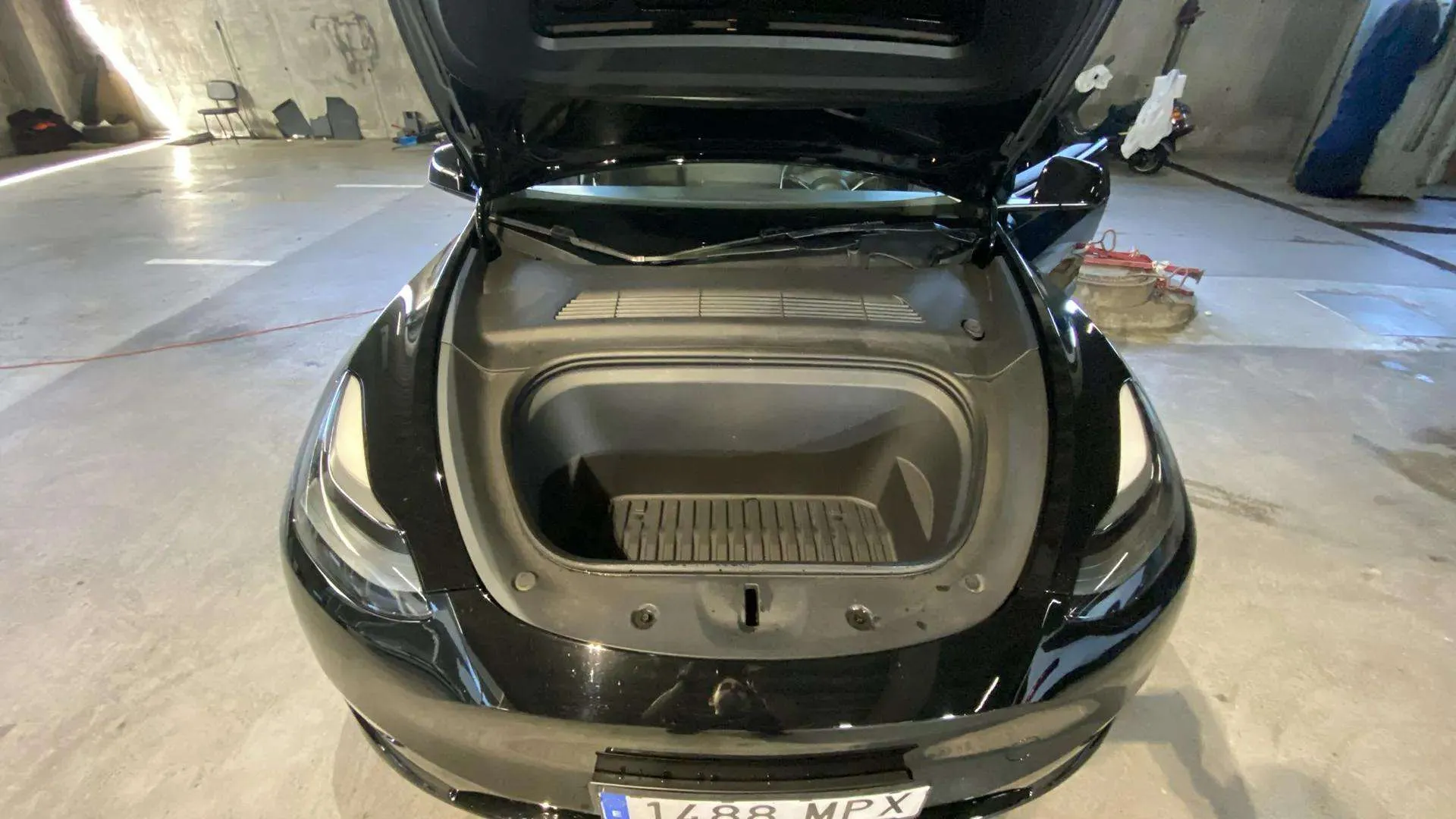Tesla Model Y Gran Autonomía 4WD - foto 21