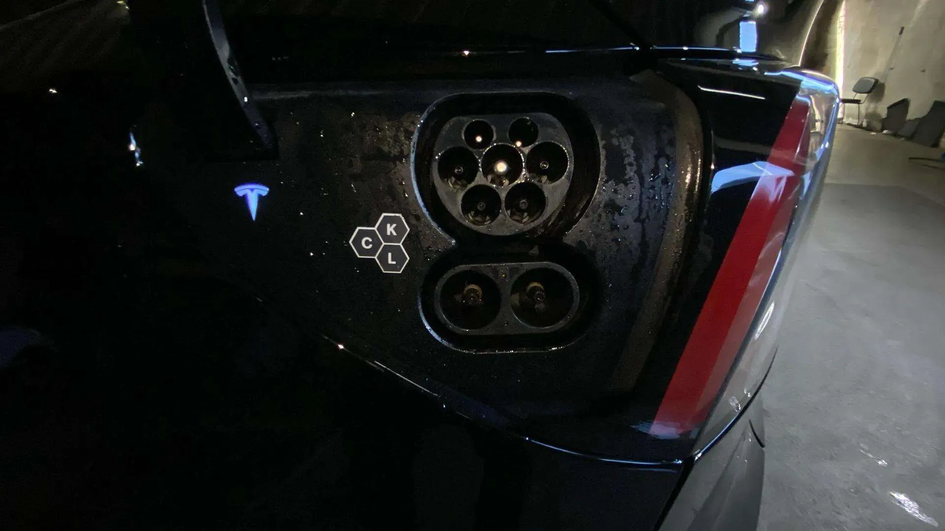Tesla Model Y Gran Autonomía 4WD - foto 37