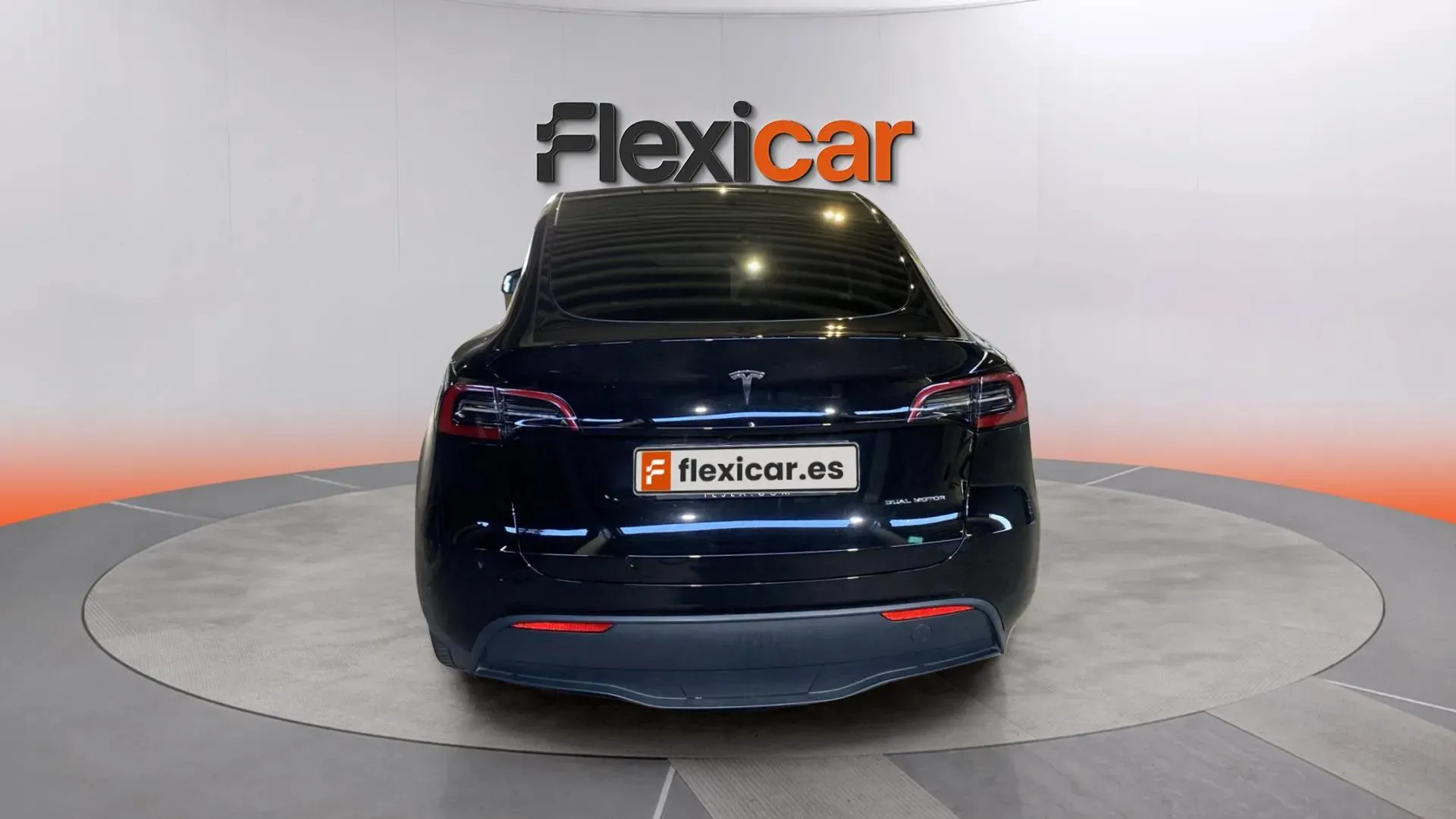 Tesla Model Y Gran Autonomía 4WD - foto 6