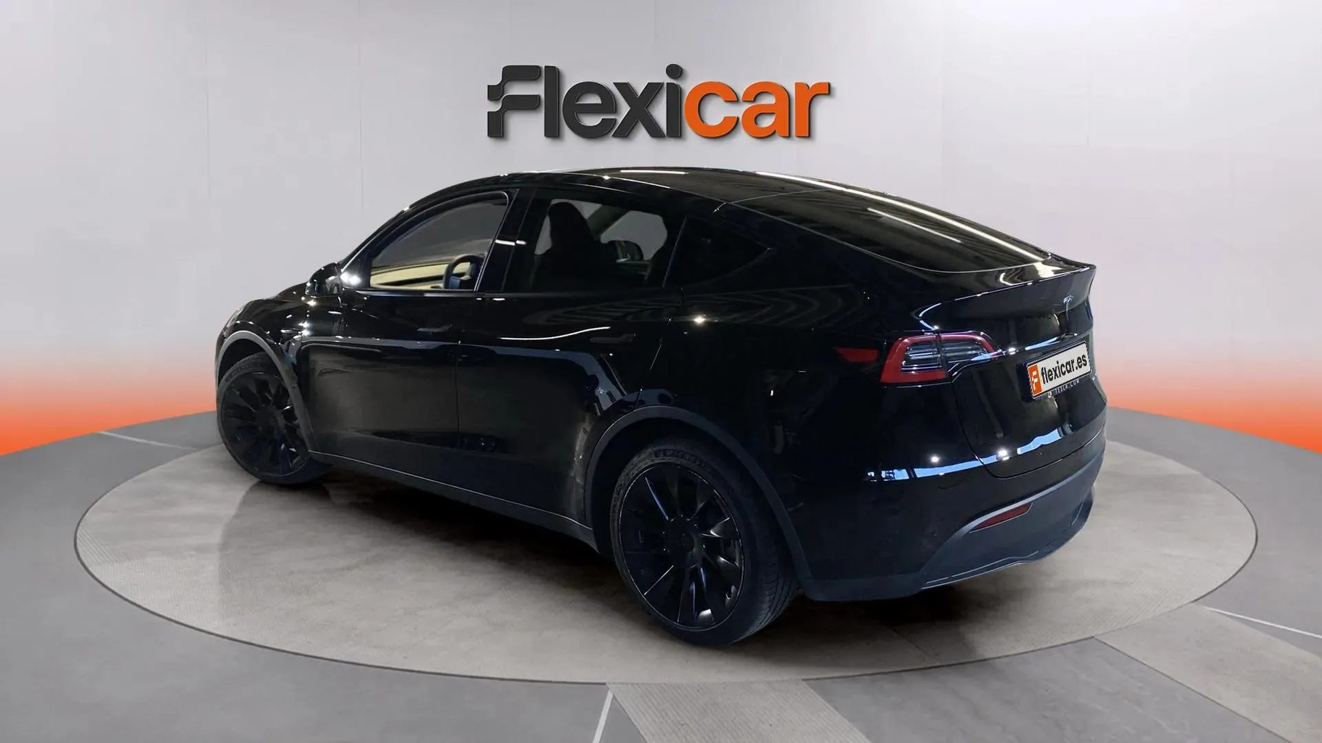 Tesla Model Y Gran Autonomía 4WD - foto 5