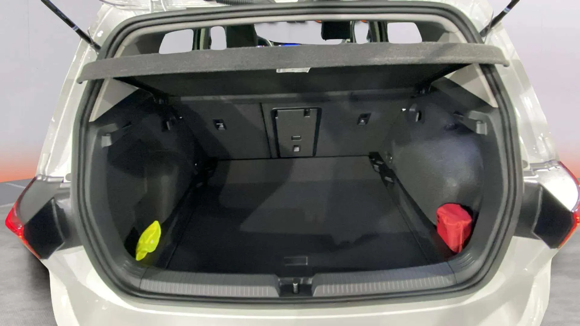 Volkswagen Golf 2.0 TDI DSG - foto 21
