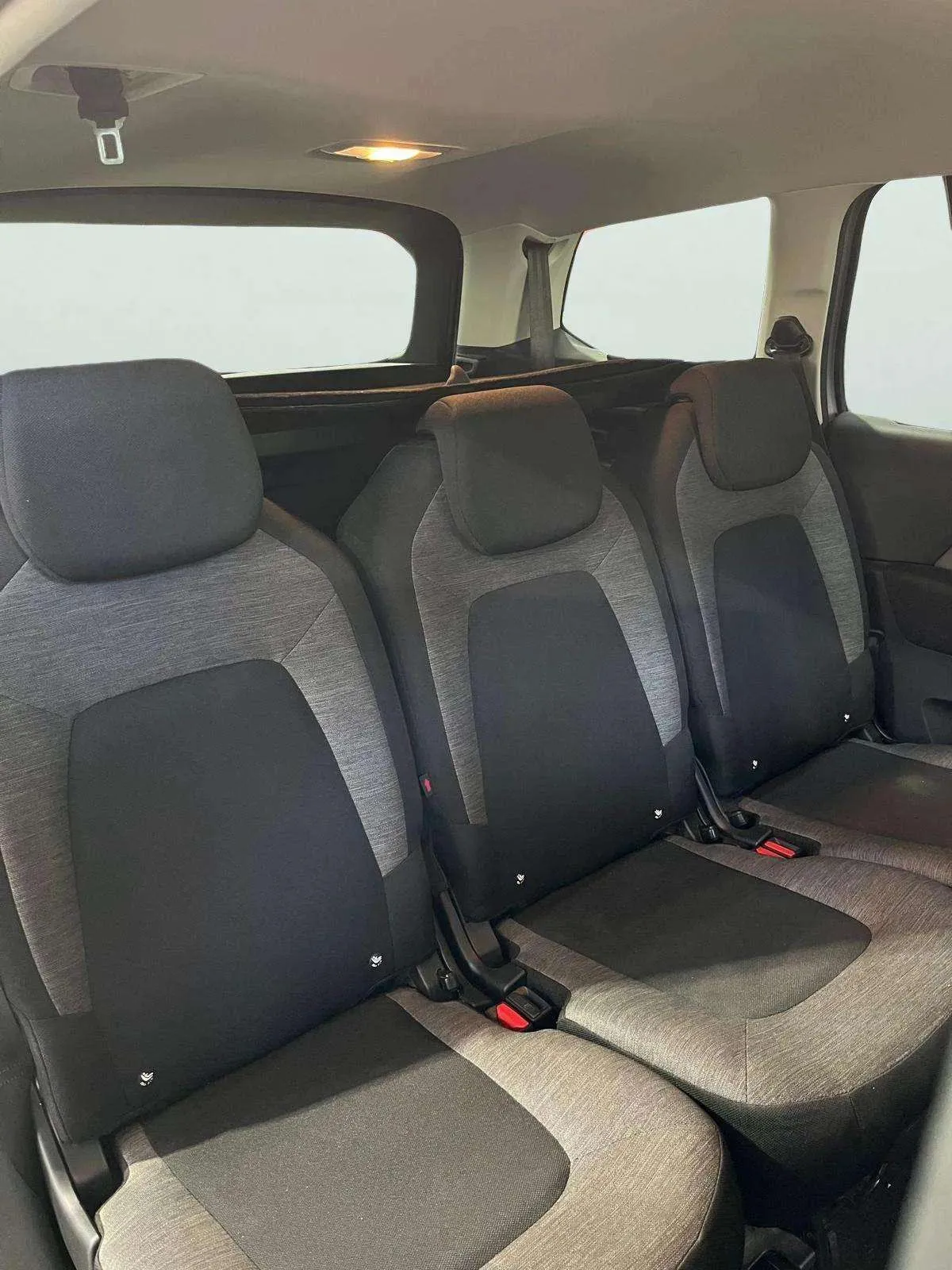 Citroën Grand C4 Picasso BlueHDi Feel - foto 22