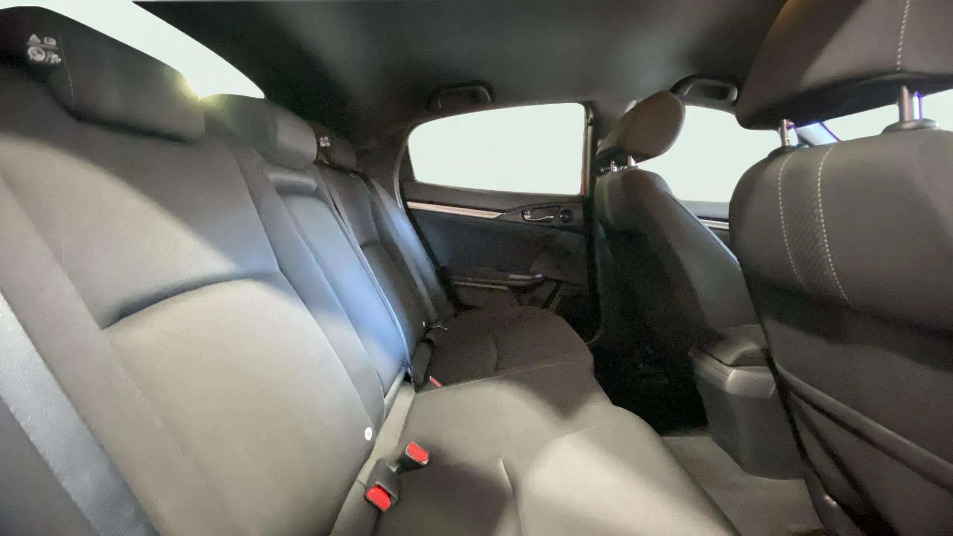 Honda Civic 1.5 I-VTEC Turbo Sport - foto 16