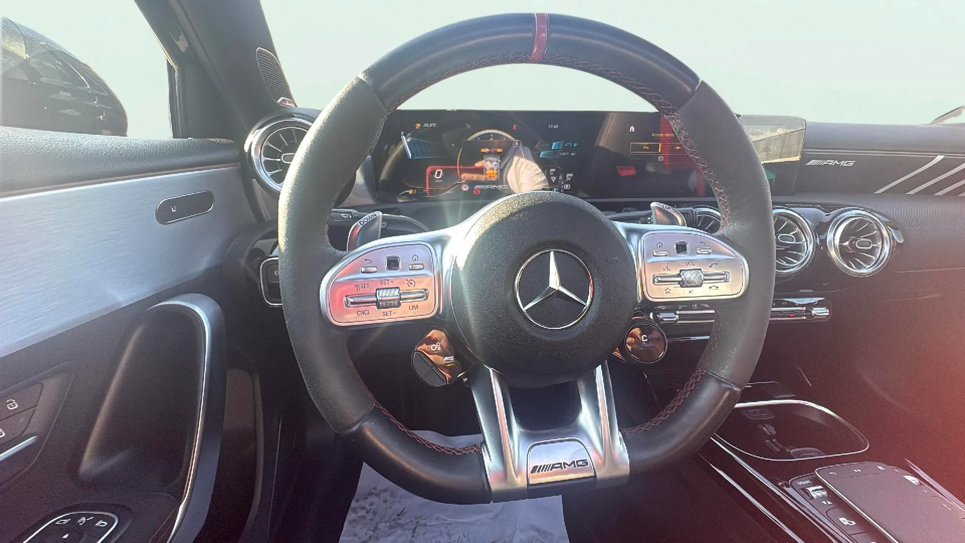 Mercedes-Benz Clase A Mercedes-AMG A 35 4MATIC+ - foto 12
