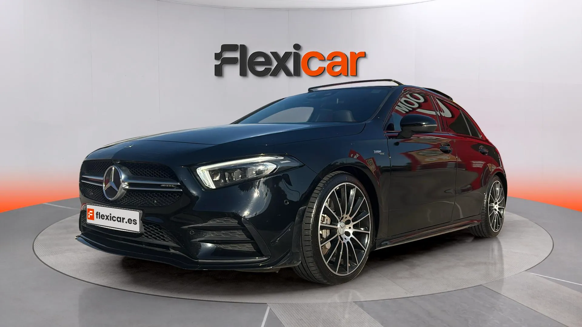 Mercedes-Benz Clase A Mercedes-AMG A 35 4MATIC+ - foto 3