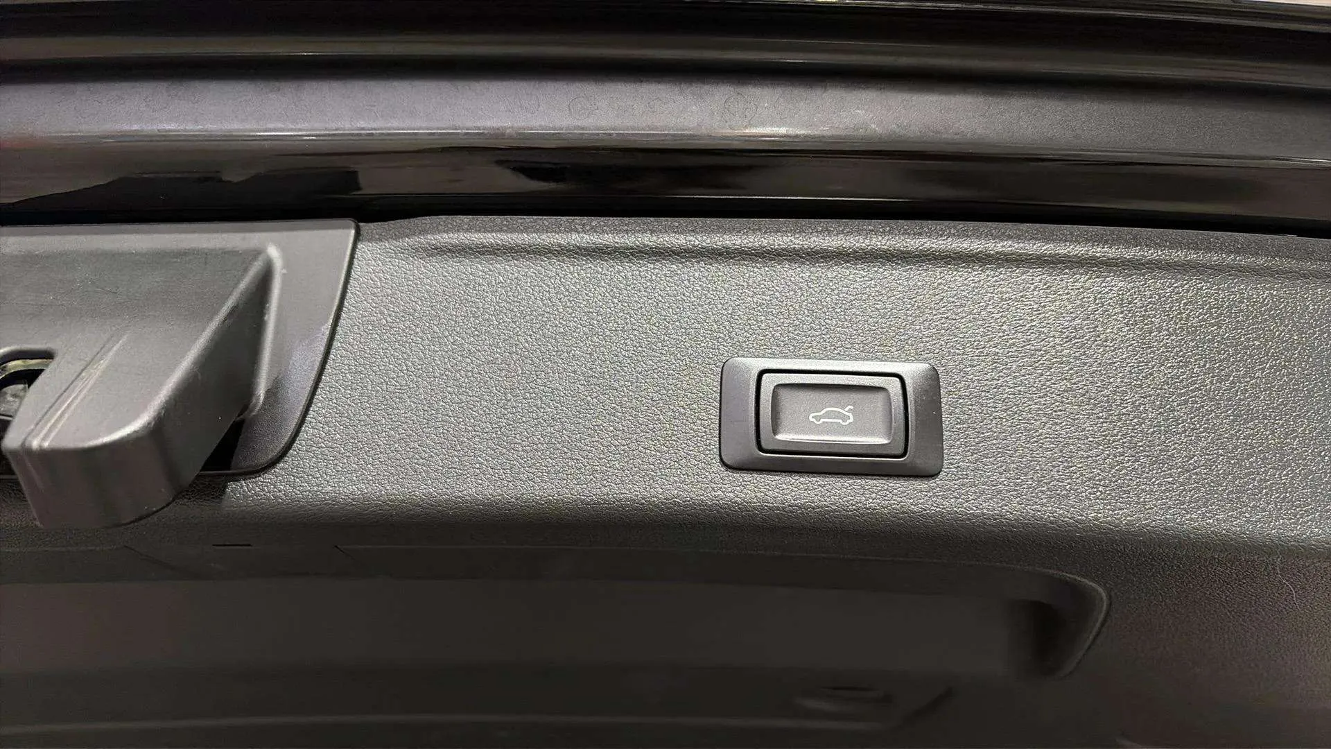 Audi A4 Avant 2.0 TDI - foto 23