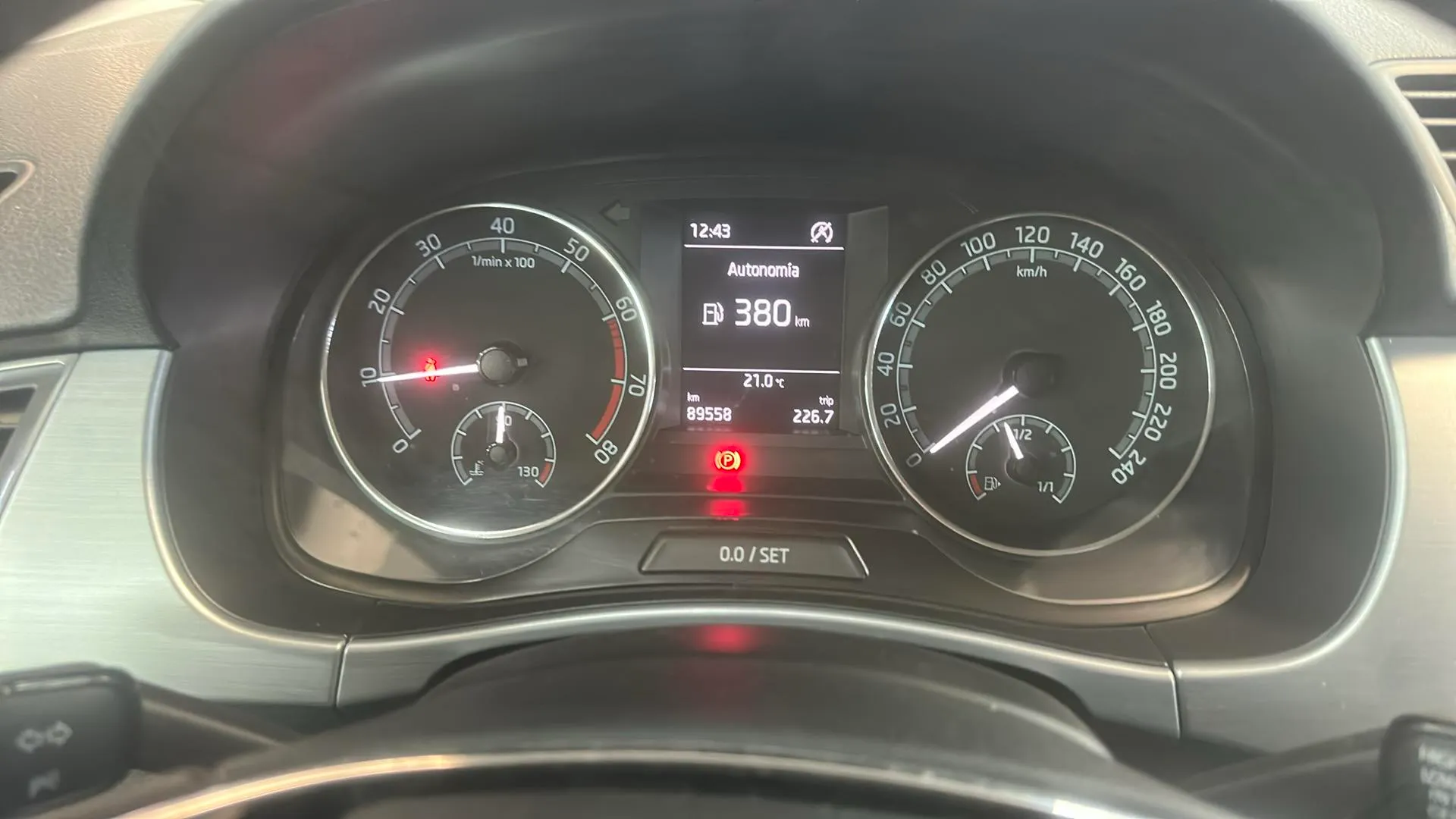 Škoda Fabia 1.0 TSI Ambition - foto 8