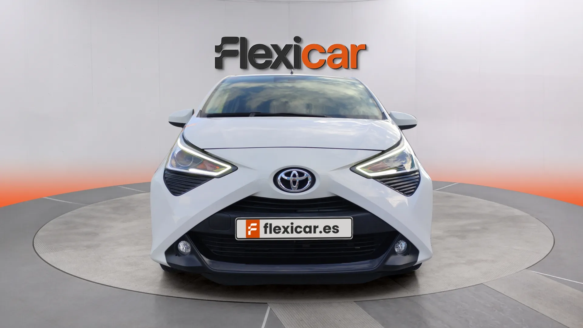 Toyota Aygo 1.0 70 x-play - foto 3