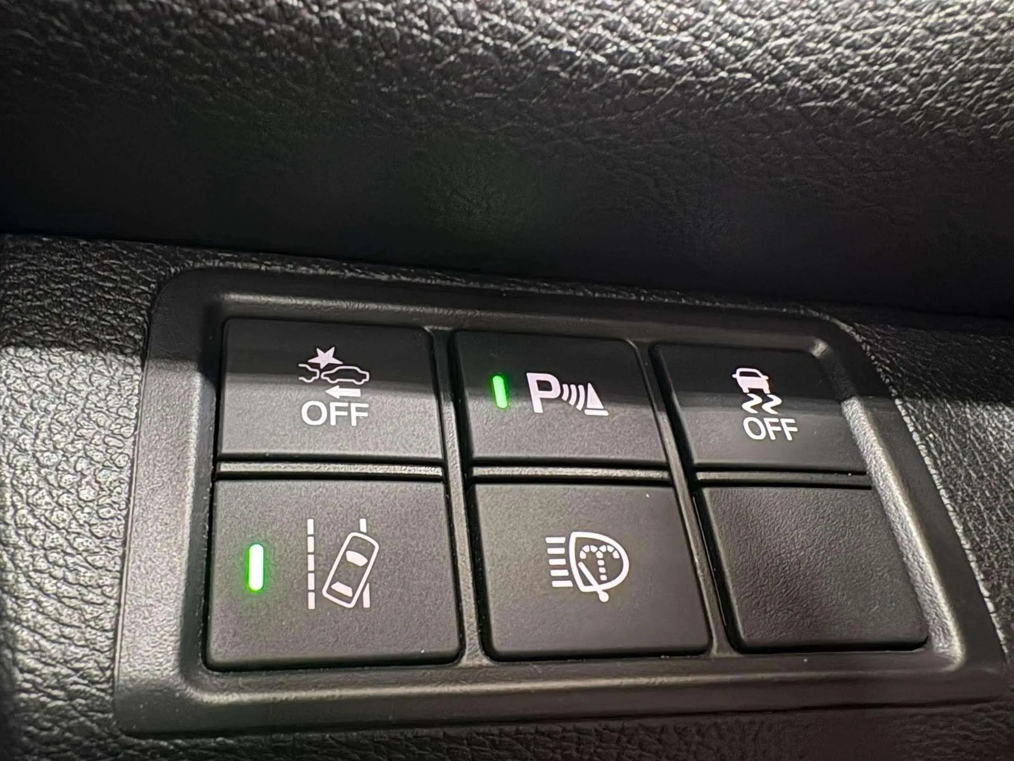 Honda Civic 1.0 I-VTEC Turbo CVT Elegance NAV - foto 16