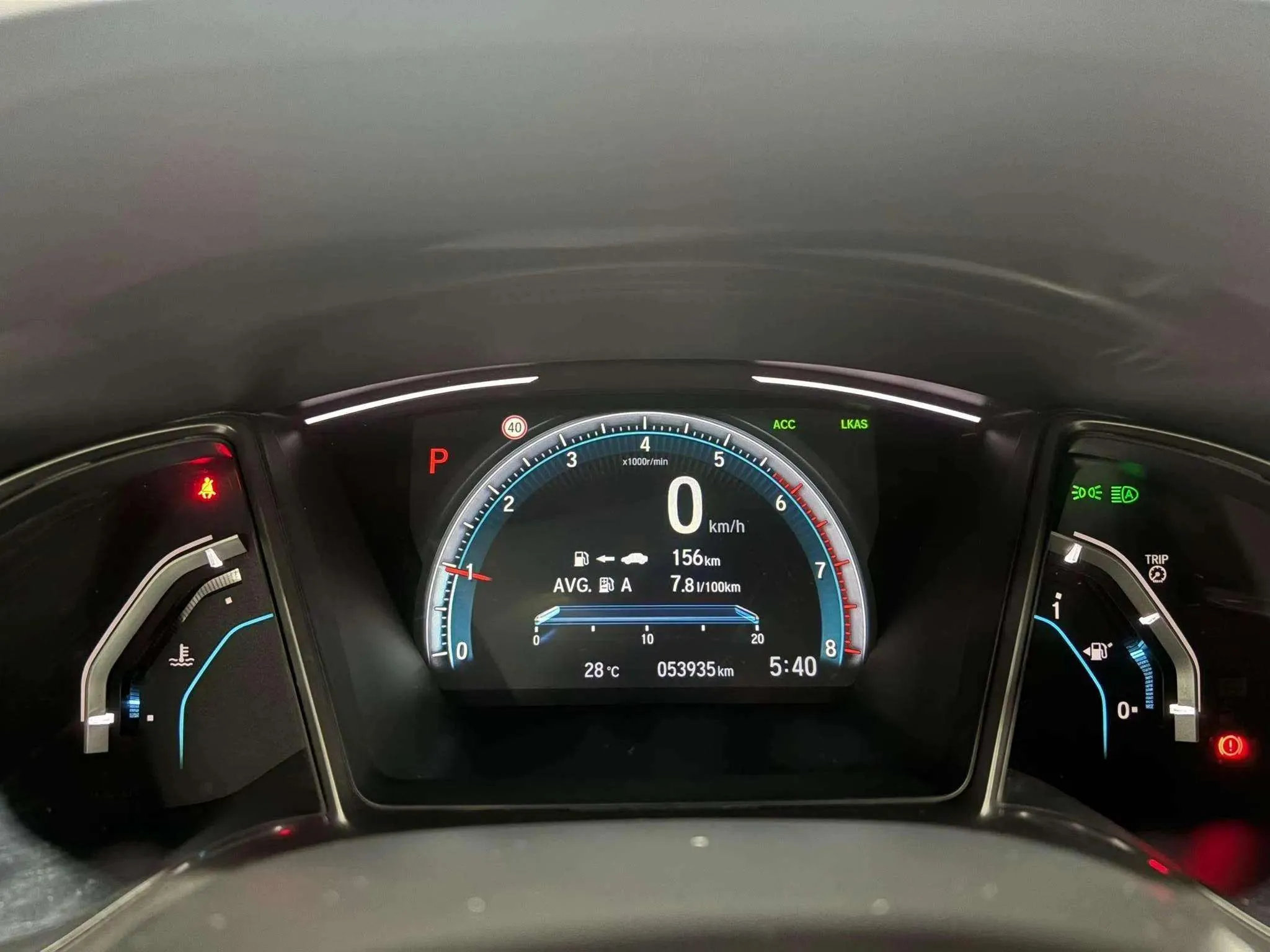 Honda Civic 1.0 I-VTEC Turbo CVT Elegance NAV - foto 9