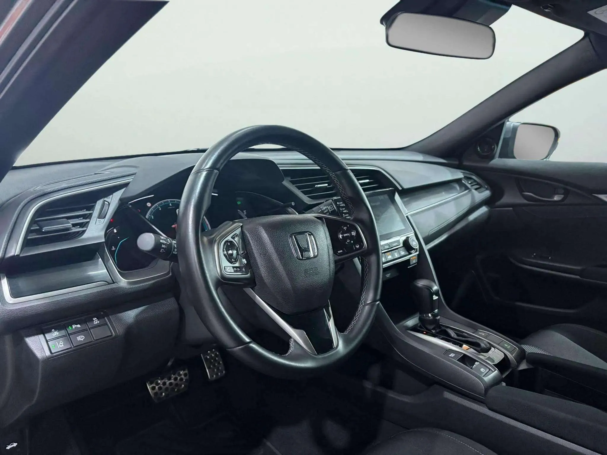 Honda Civic 1.0 I-VTEC Turbo CVT Elegance NAV - foto 12