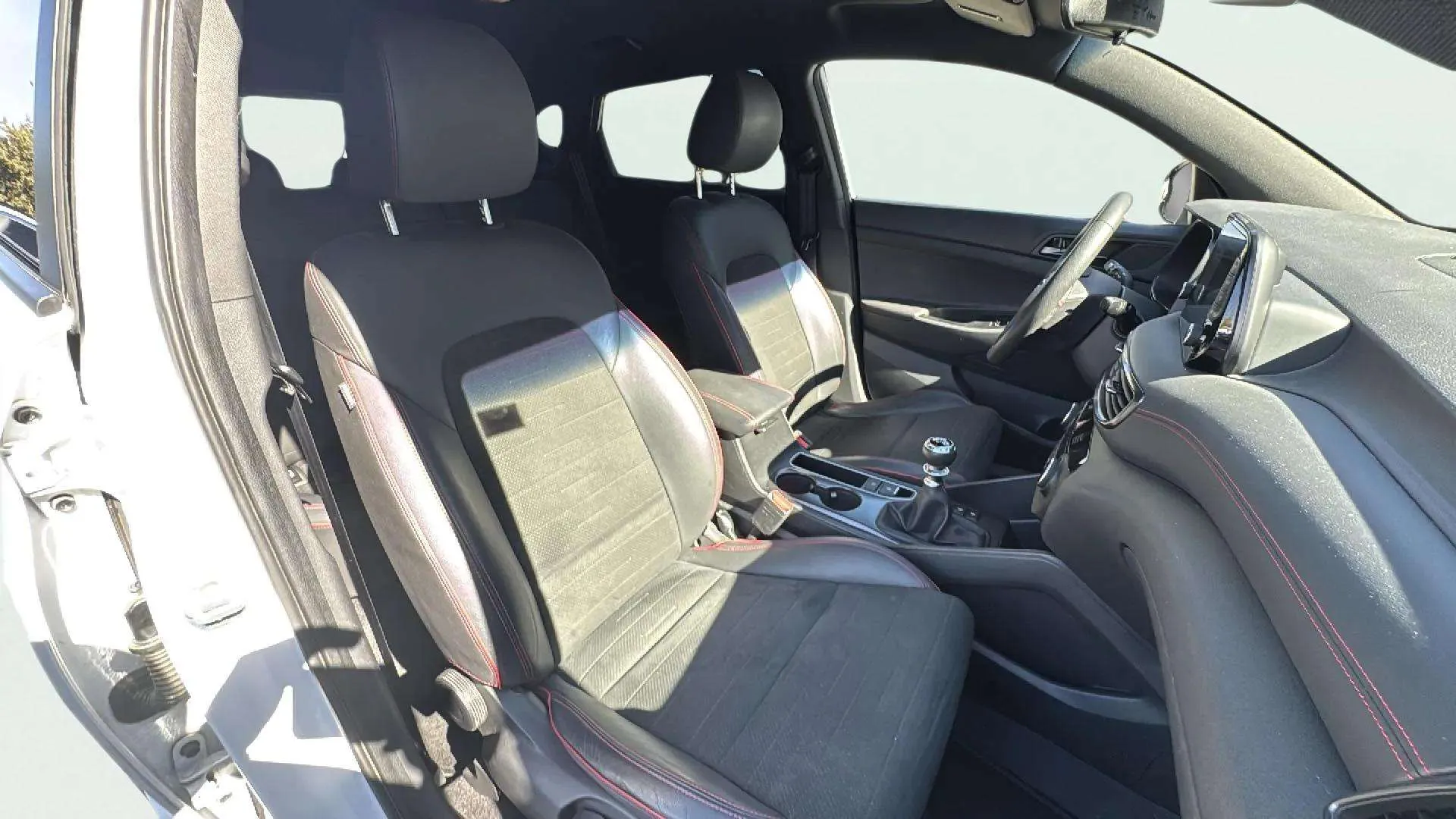 Hyundai Tucson 1.6 CRDi 48V N-Line 4x2 - foto 14