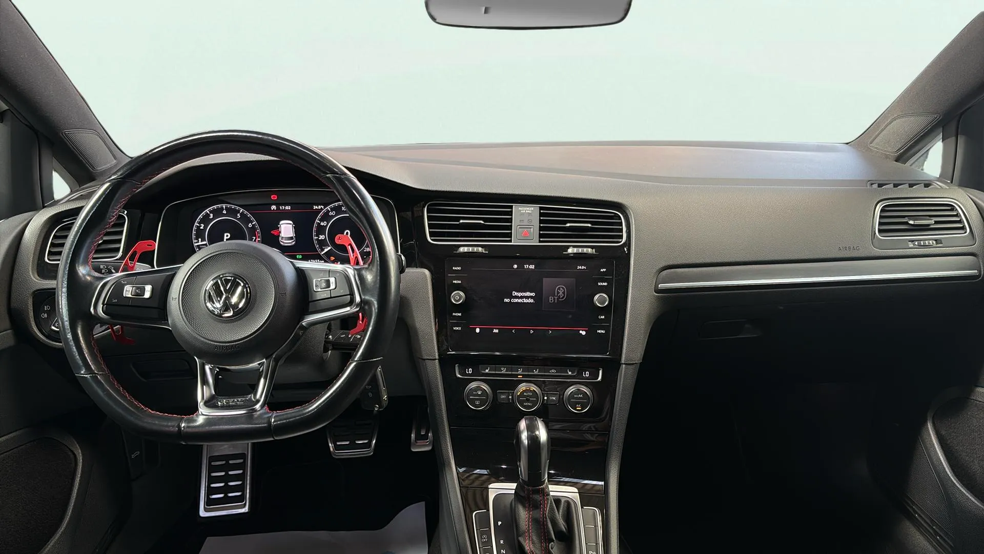 Volkswagen Golf GTI Performance 2.0 TSI DSG - foto 9