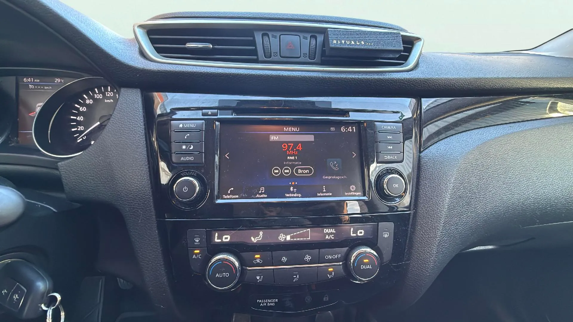 Nissan Qashqai DIG-T E6D N-Connecta - foto 12