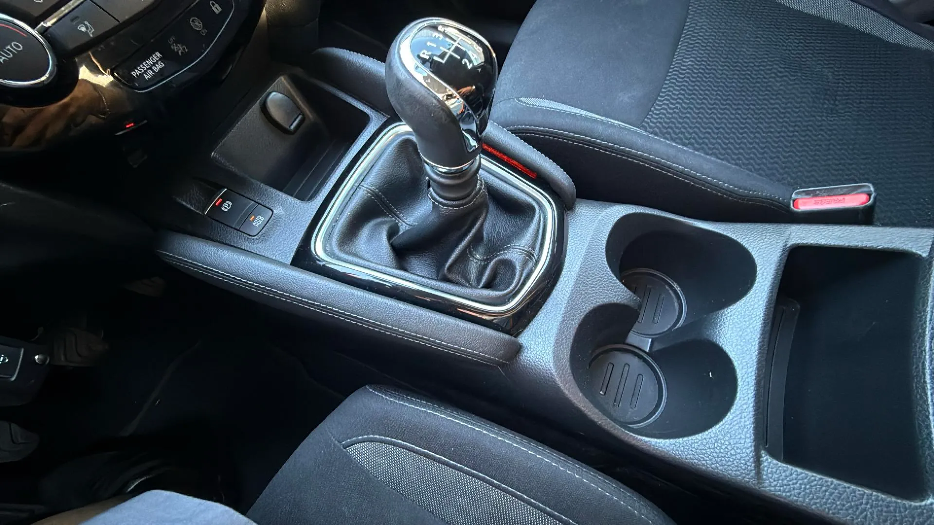 Nissan Qashqai DIG-T E6D N-Connecta - foto 15