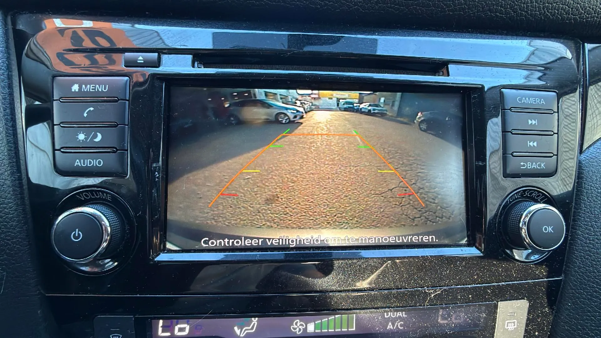 Nissan Qashqai DIG-T E6D N-Connecta - foto 13
