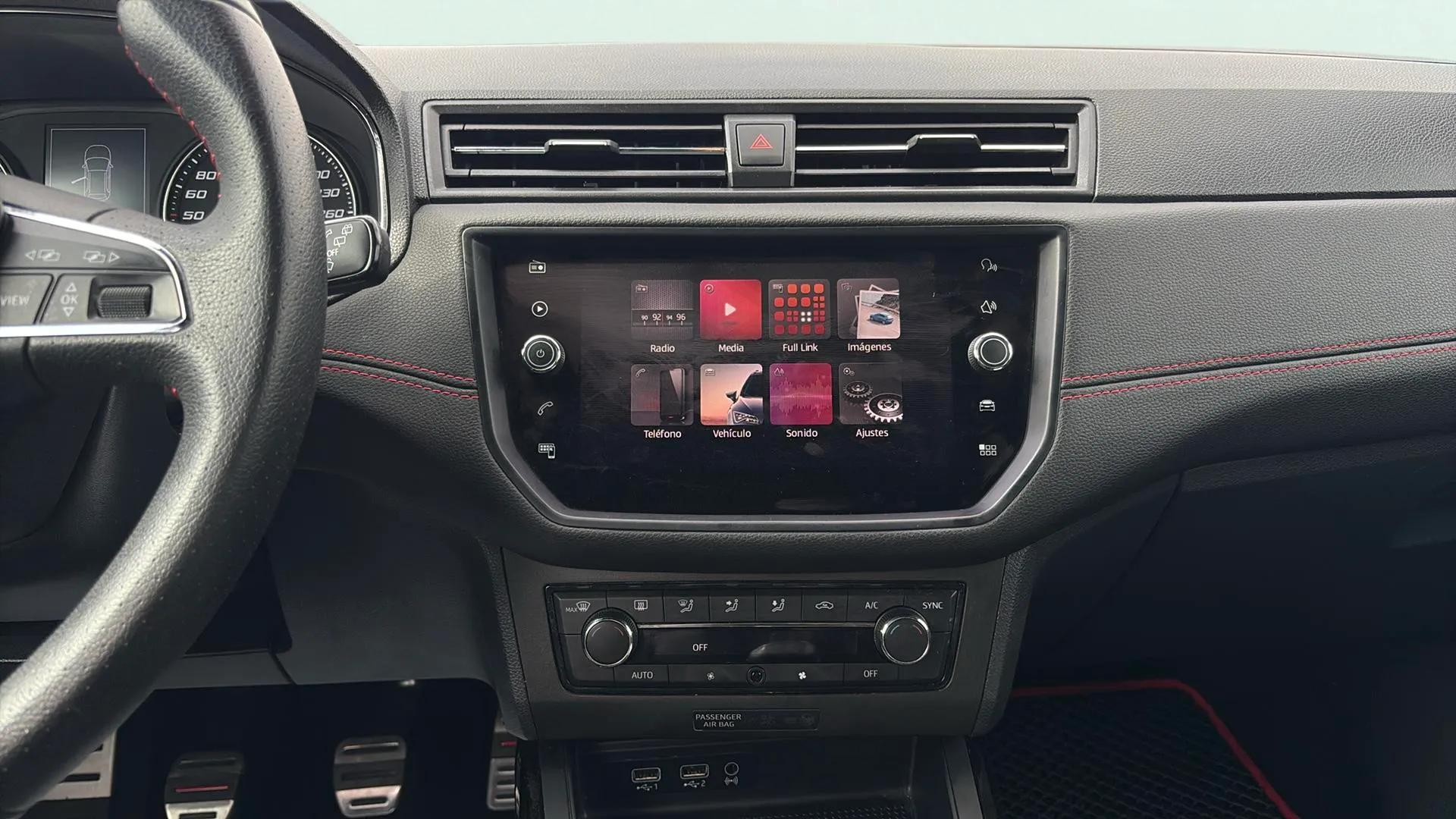 SEAT Arona 1.5 TSI FR - foto 14
