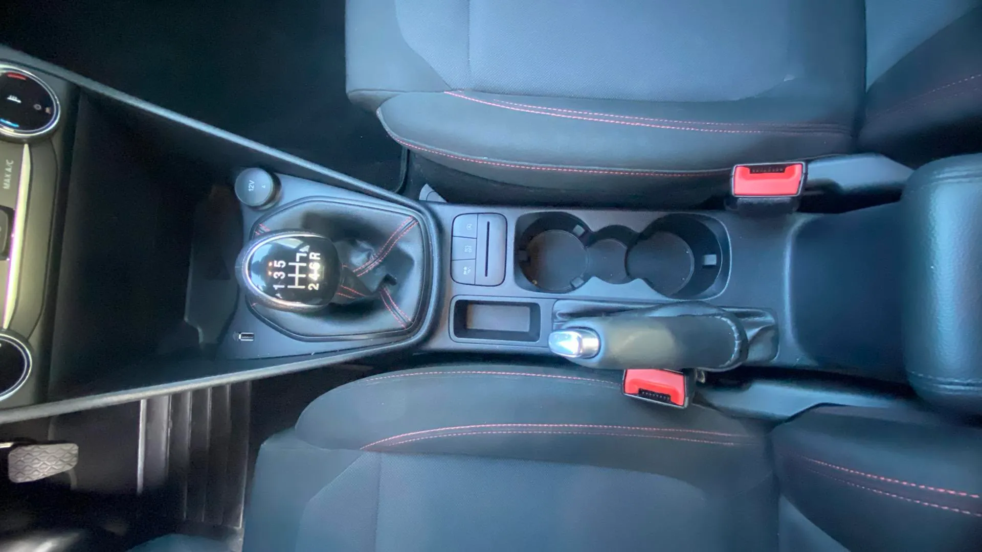 Ford Fiesta 1.0 EcoBoost MHEV Trend - foto 14
