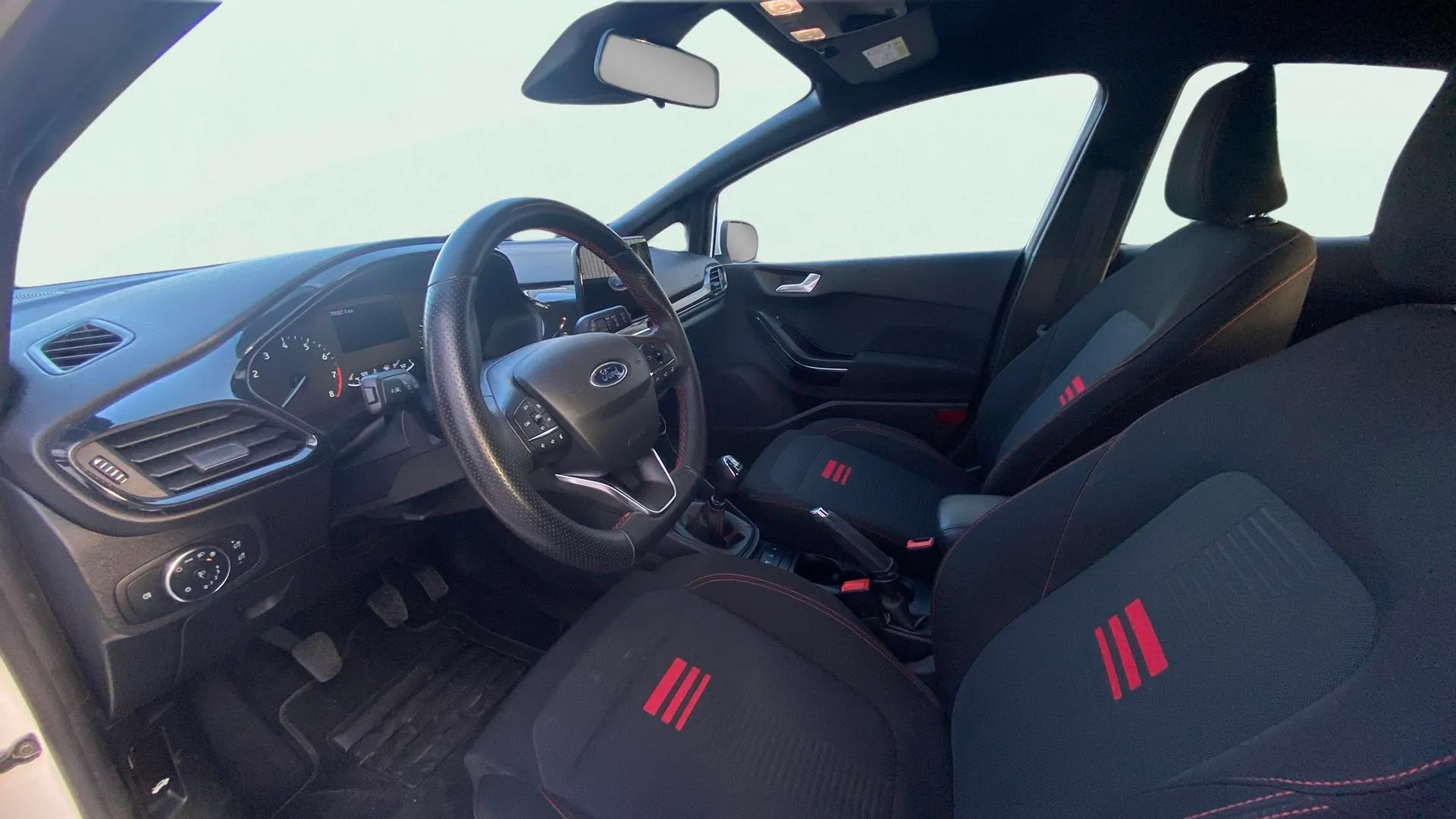 Ford Fiesta 1.0 EcoBoost MHEV Trend - foto 13