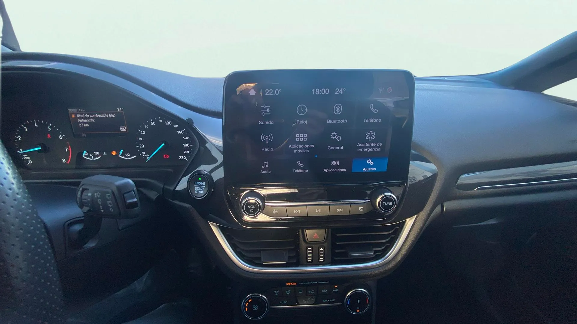 Ford Fiesta 1.0 EcoBoost MHEV Trend - foto 18