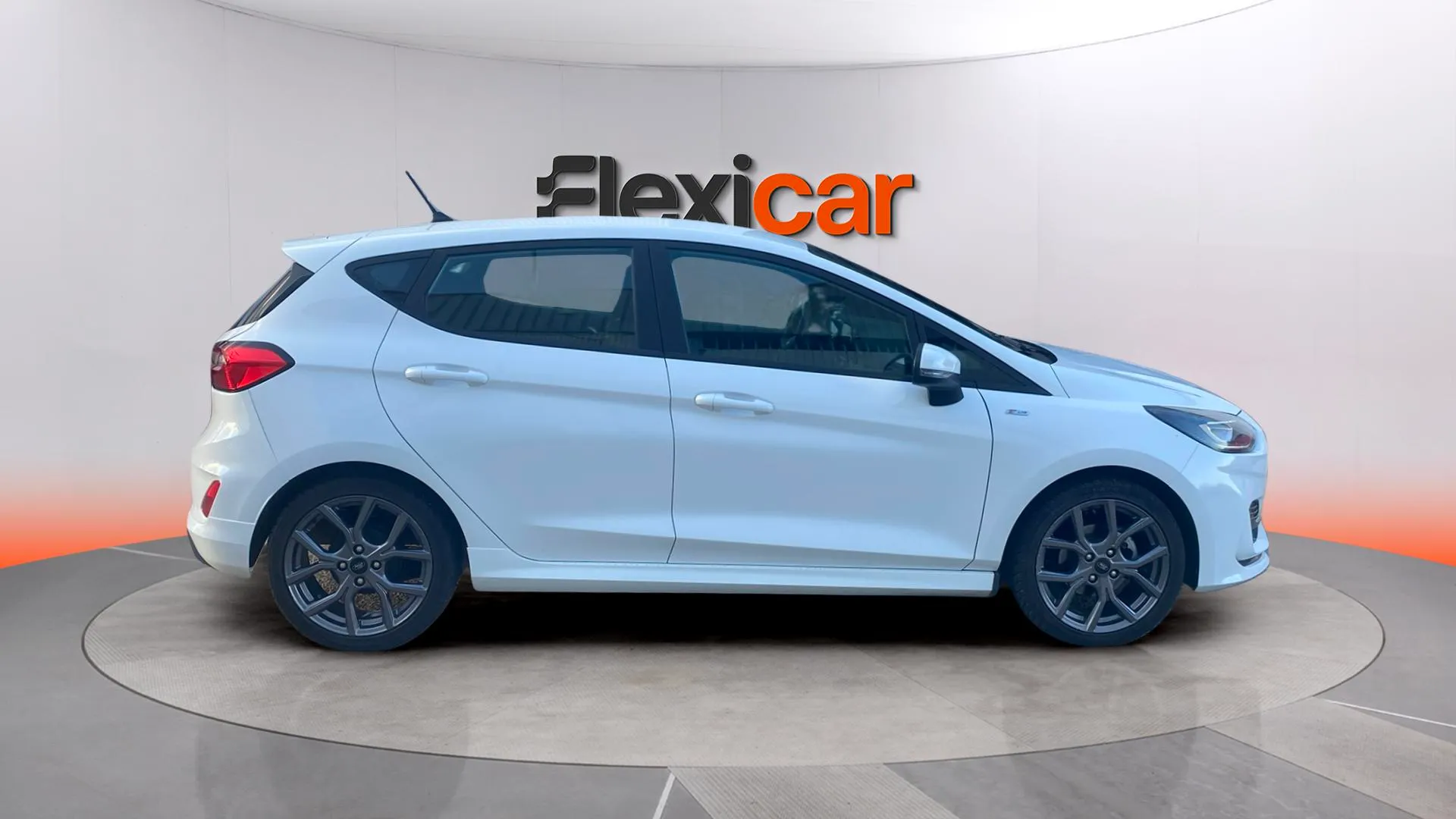 Ford Fiesta 1.0 EcoBoost MHEV Trend - foto 2