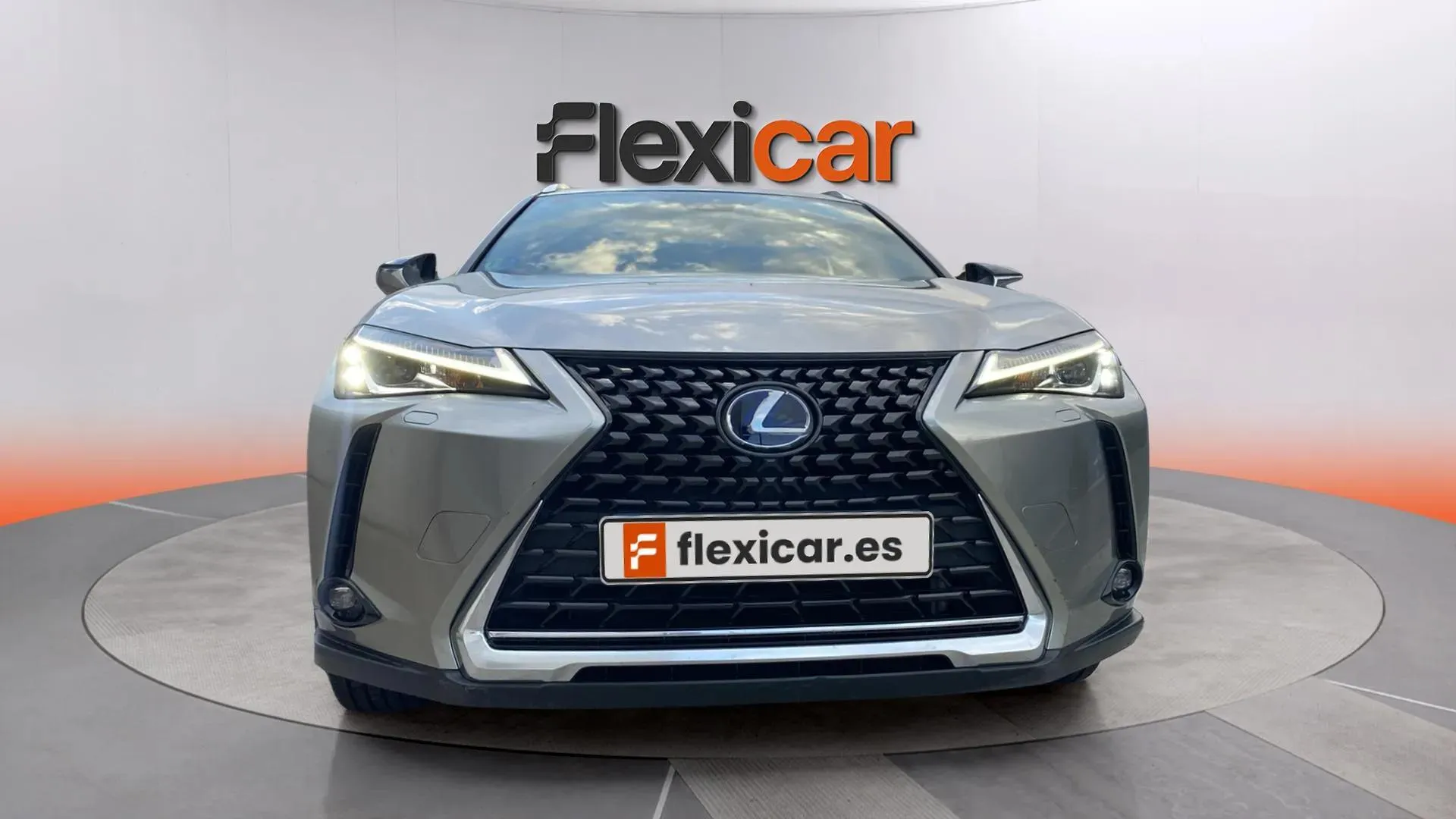 Lexus UX 2.0 250h Business - foto 2