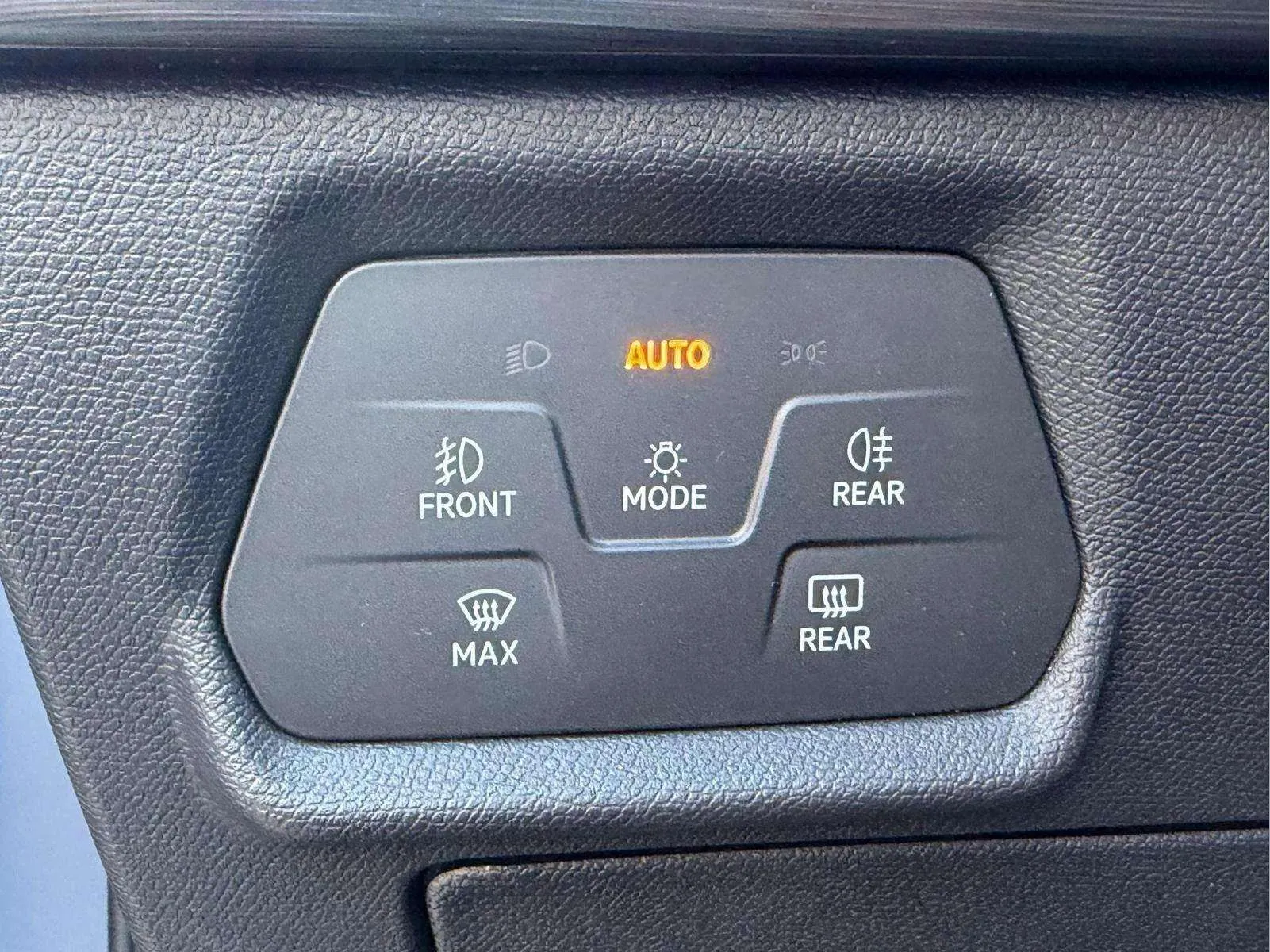 Cupra Formentor 1.5 TSI DSG - foto 19