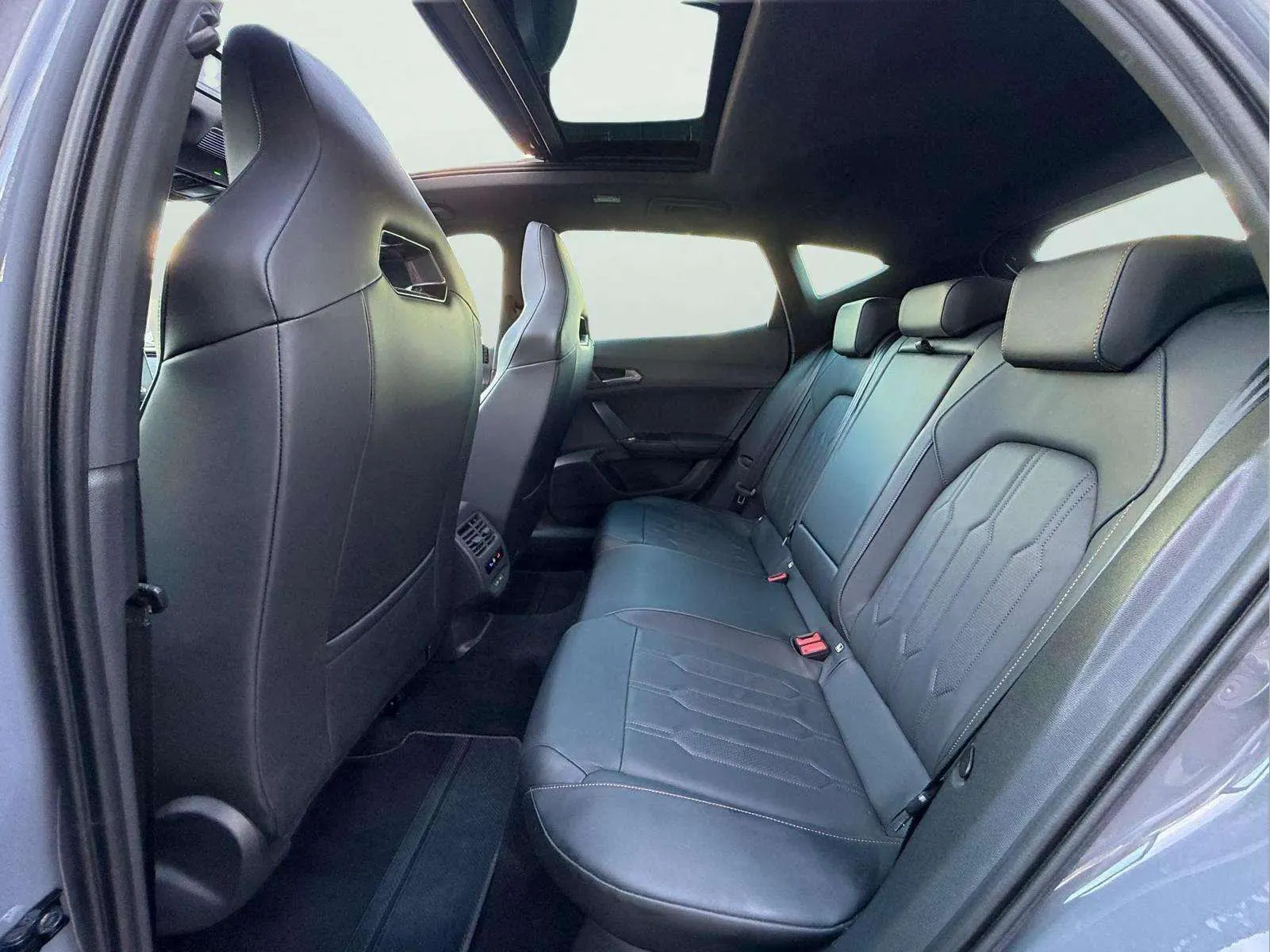 Cupra Formentor 1.5 TSI DSG - foto 15