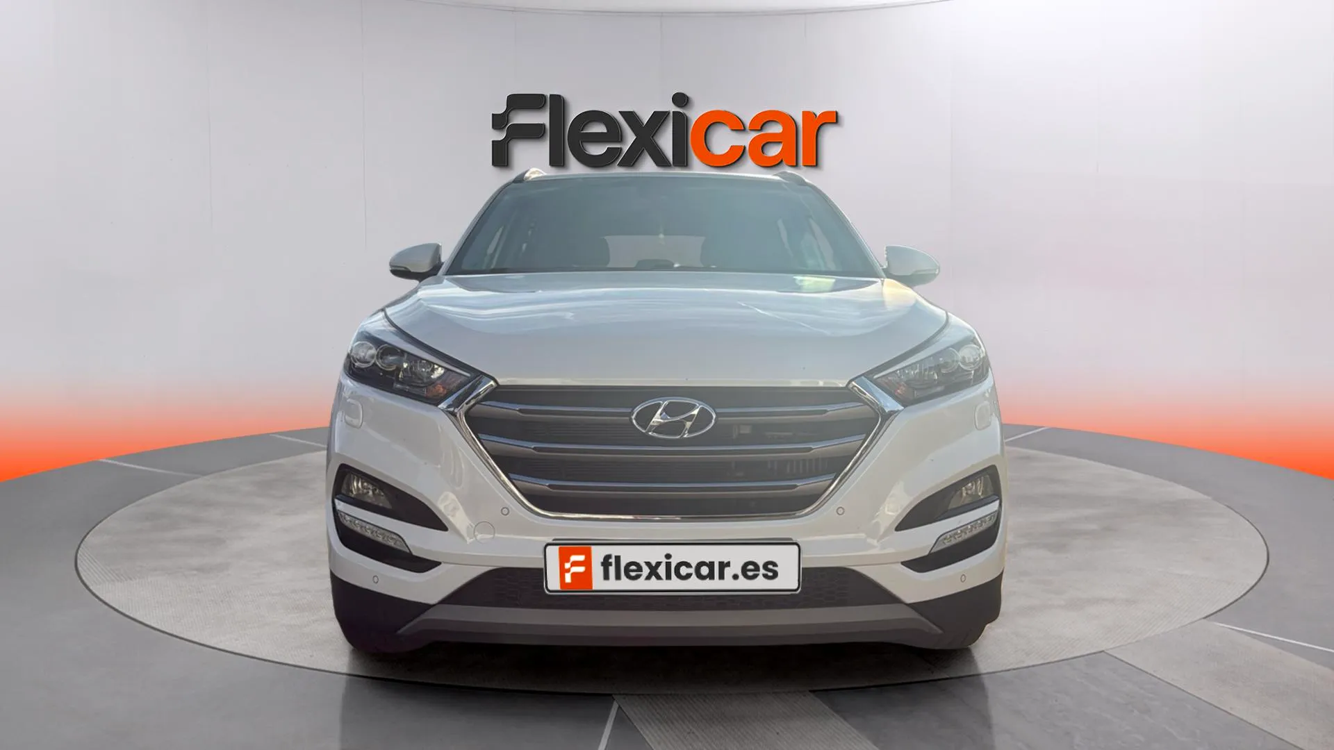 Hyundai Tucson 1.7 CRDi BD Klass Nav 4x2 - foto 2