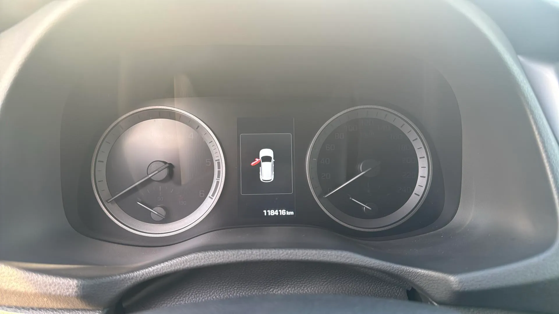 Hyundai Tucson 1.7 CRDi BD Klass Nav 4x2 - foto 12