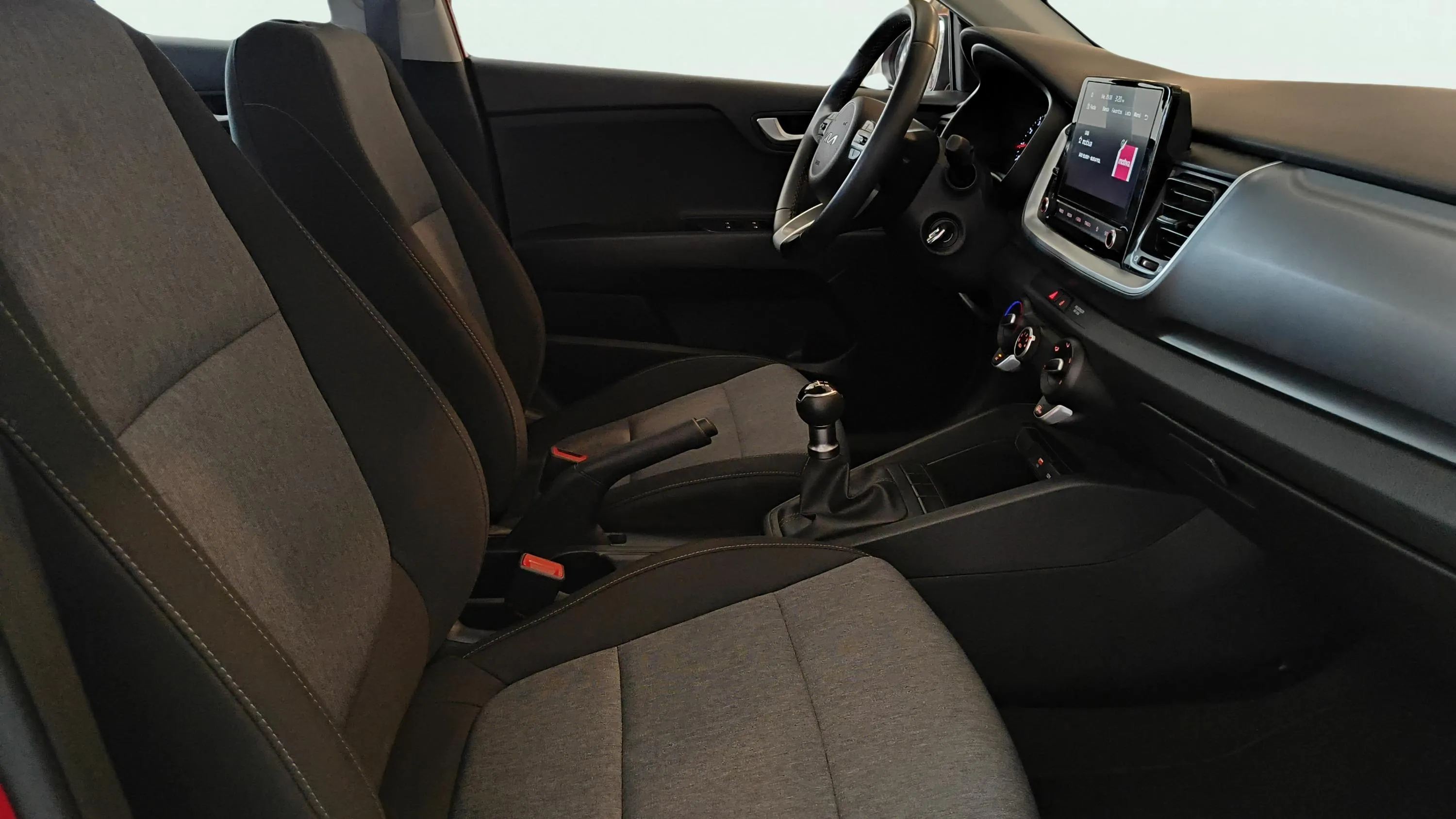 Kia Stonic 1.2 DPi Concept - foto 23
