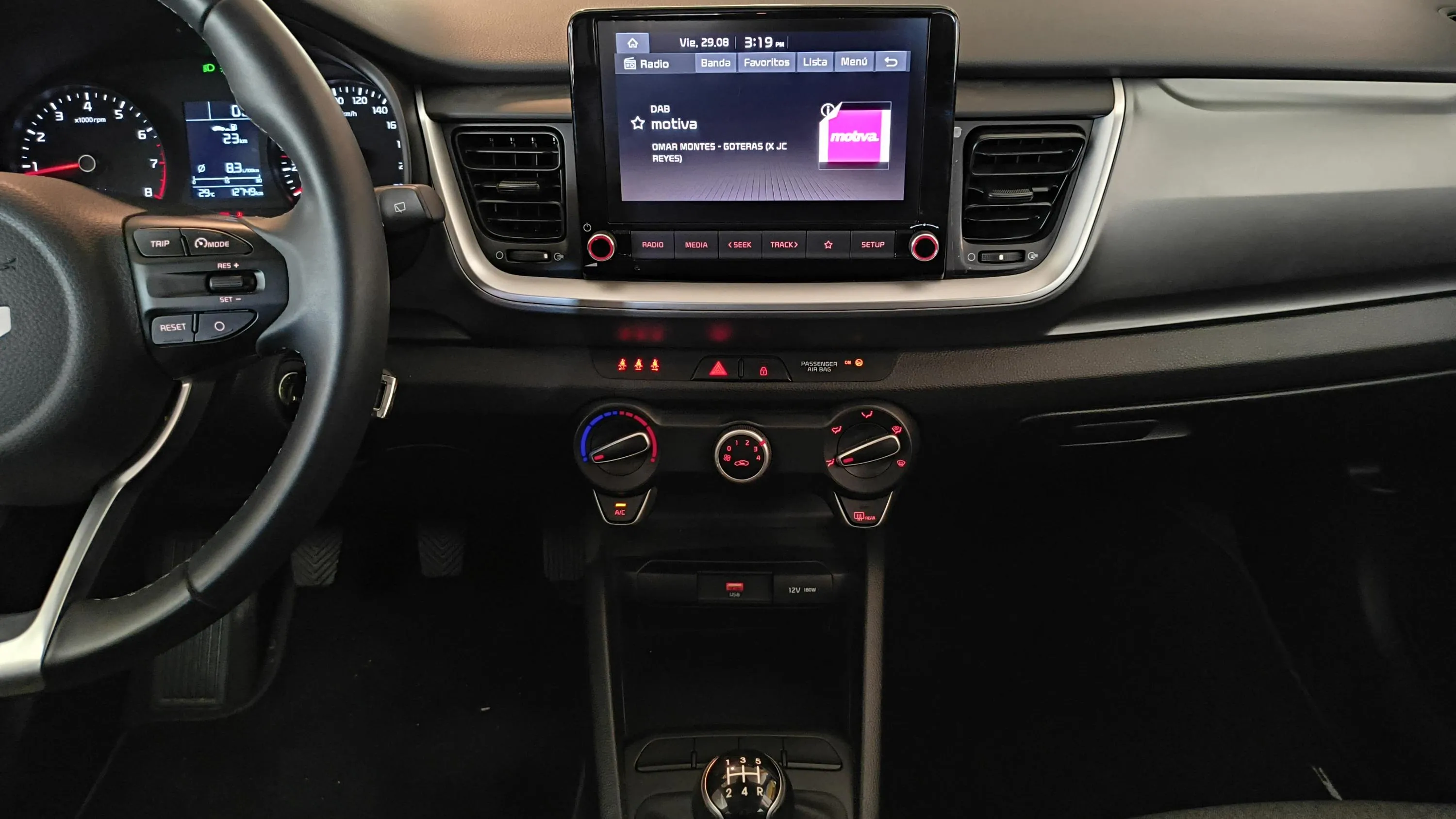 Kia Stonic 1.2 DPi Concept - foto 15