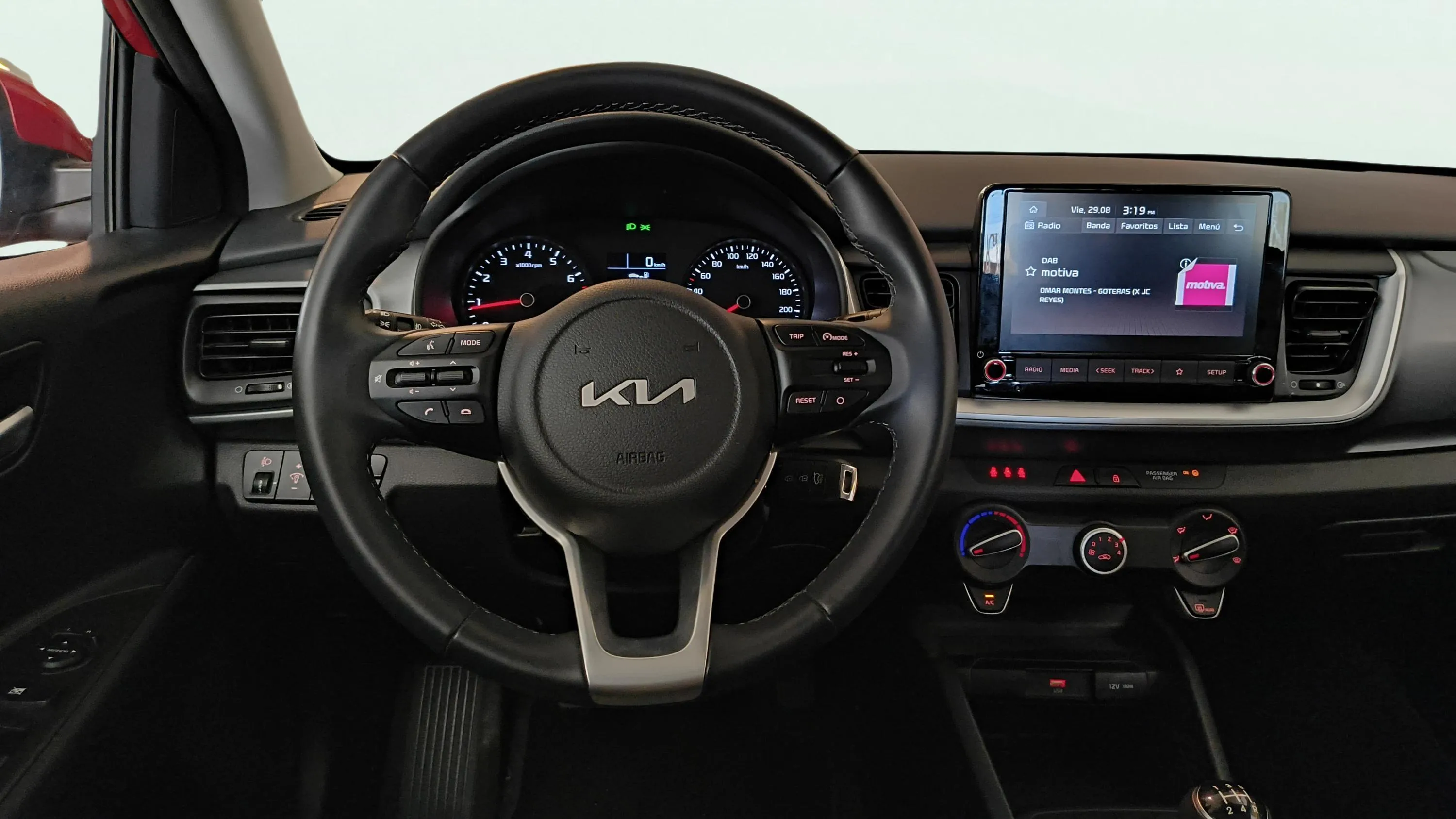 Kia Stonic 1.2 DPi Concept - foto 17