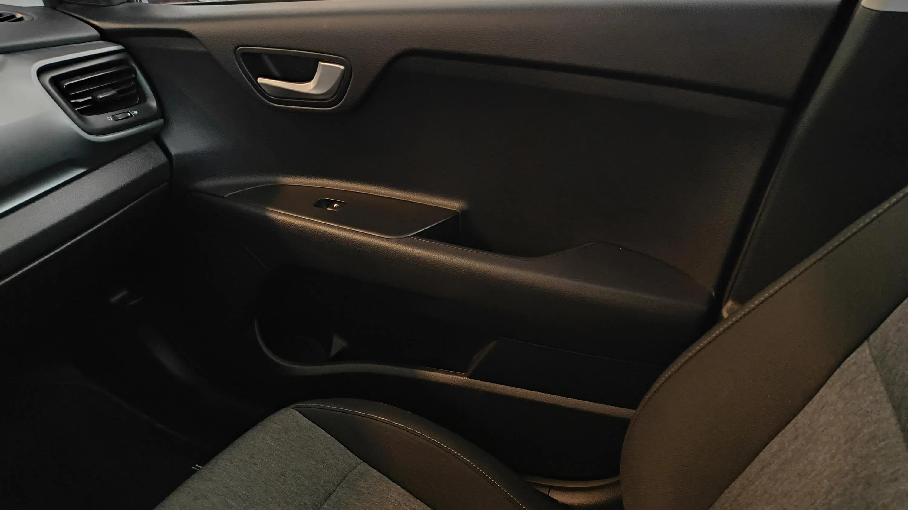 Kia Stonic 1.2 DPi Concept - foto 21