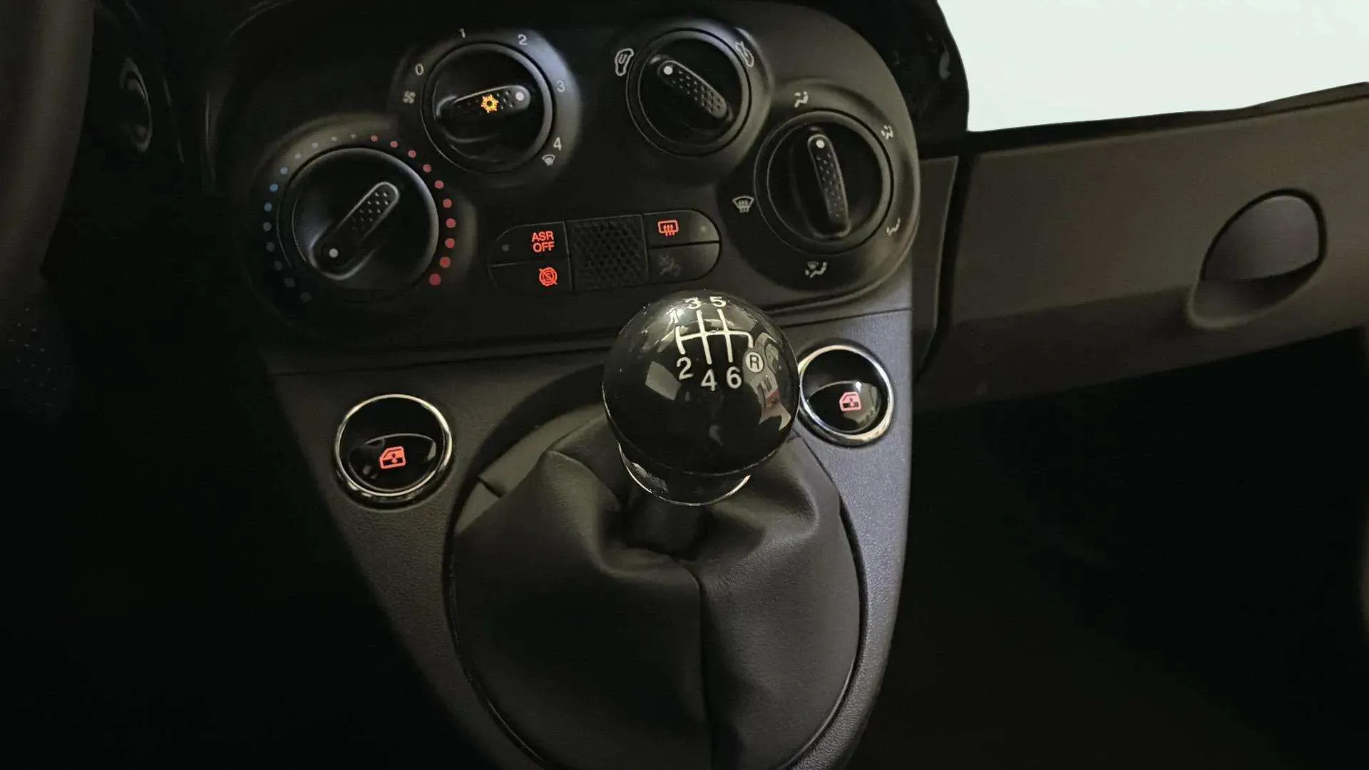 Fiat 500 Monotrim 1.0 Hybrid - foto 15