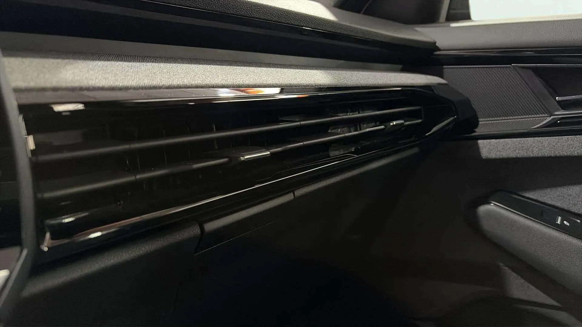 Renault Austral Techno E-Tech Full Hybrid - foto 20