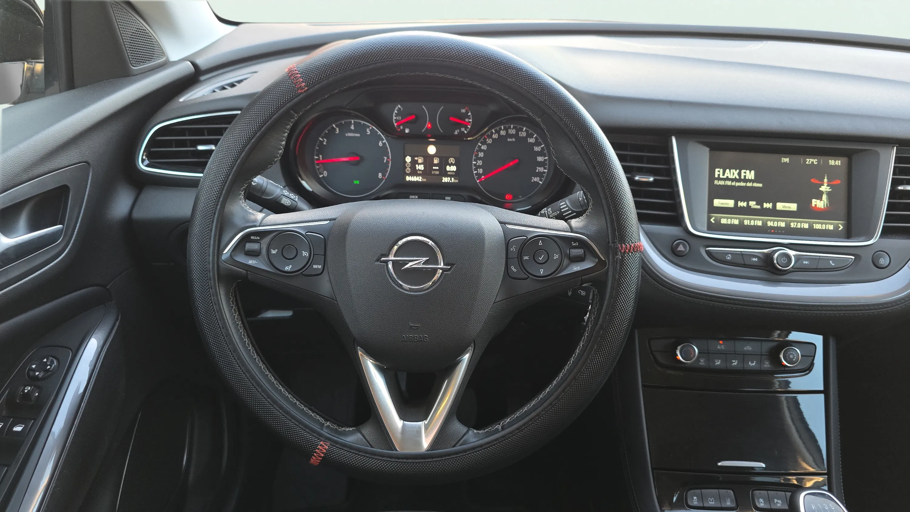 Opel Grandland 1.2 Turbo Edition - foto 12