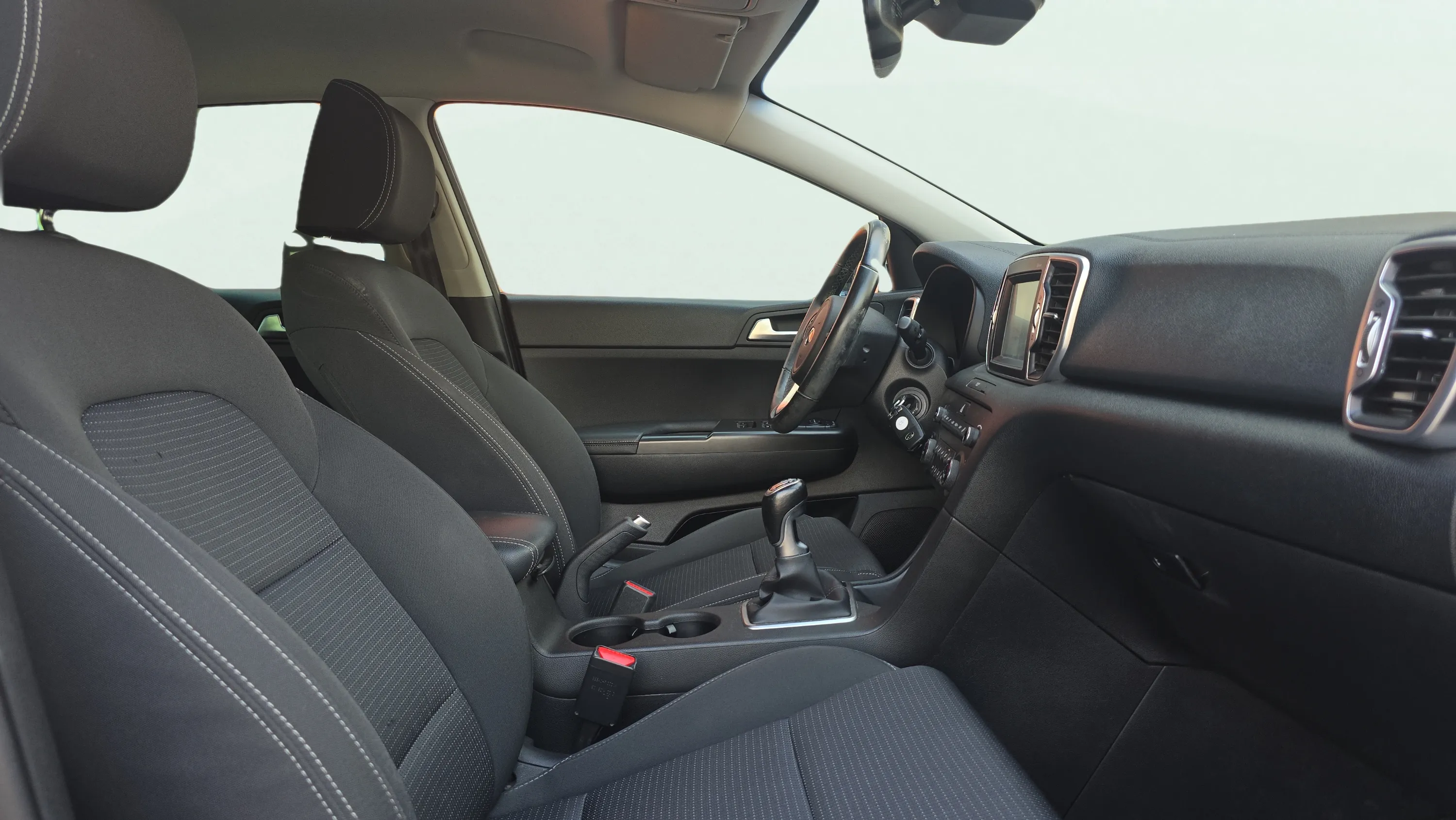 Kia Sportage 1.6 GDi x-Tech18 4x2 - foto 19