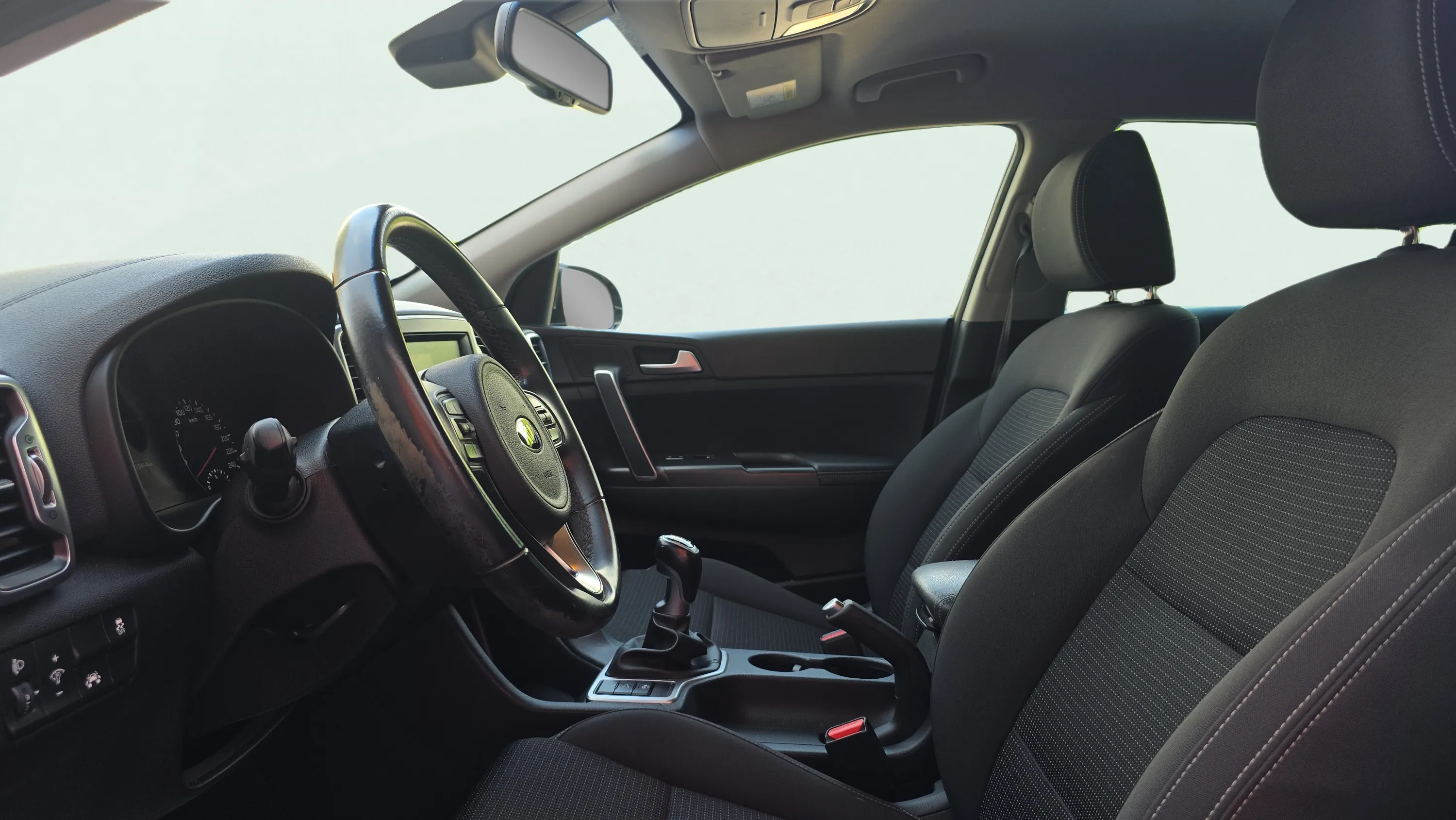 Kia Sportage 1.6 GDi x-Tech18 4x2 - foto 10