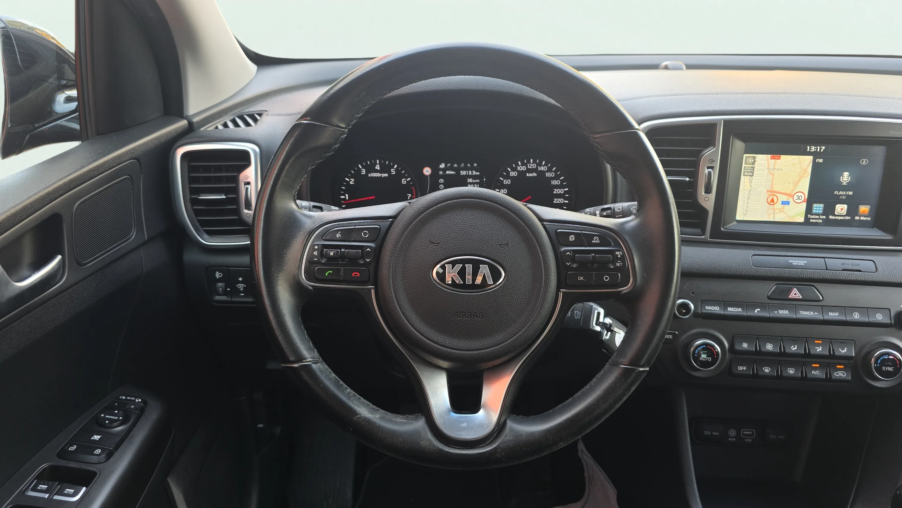 Kia Sportage 1.6 GDi x-Tech18 4x2 - foto 12